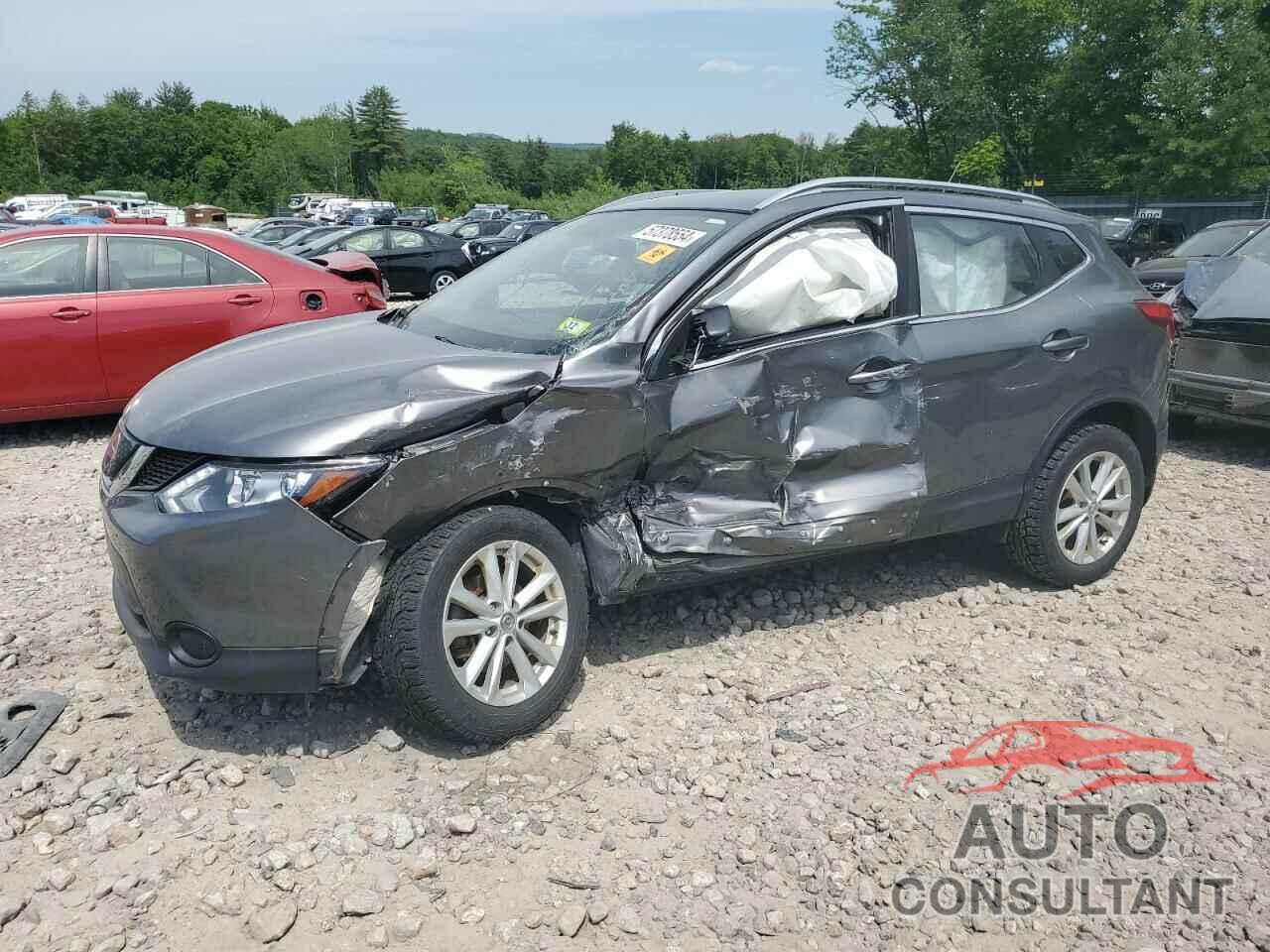 NISSAN ROGUE 2018 - JN1BJ1CR8JW253381