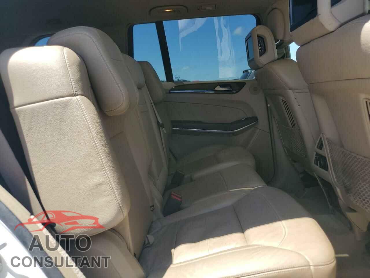 MERCEDES-BENZ GL-CLASS 2015 - 4JGDF7DE6FA505490