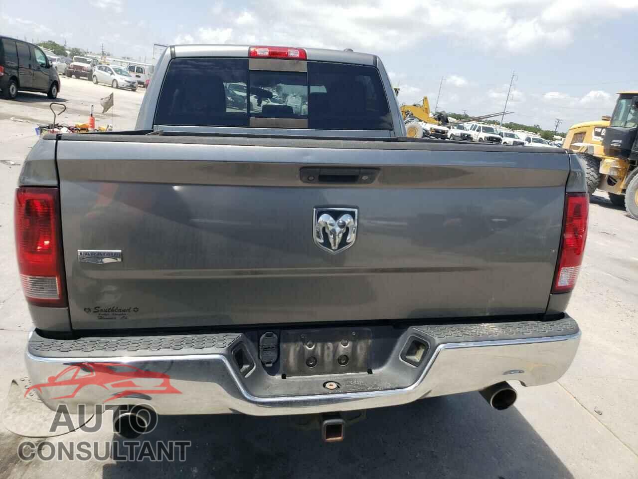 DODGE RAM 1500 2012 - 1C6RD6NT9CS292359