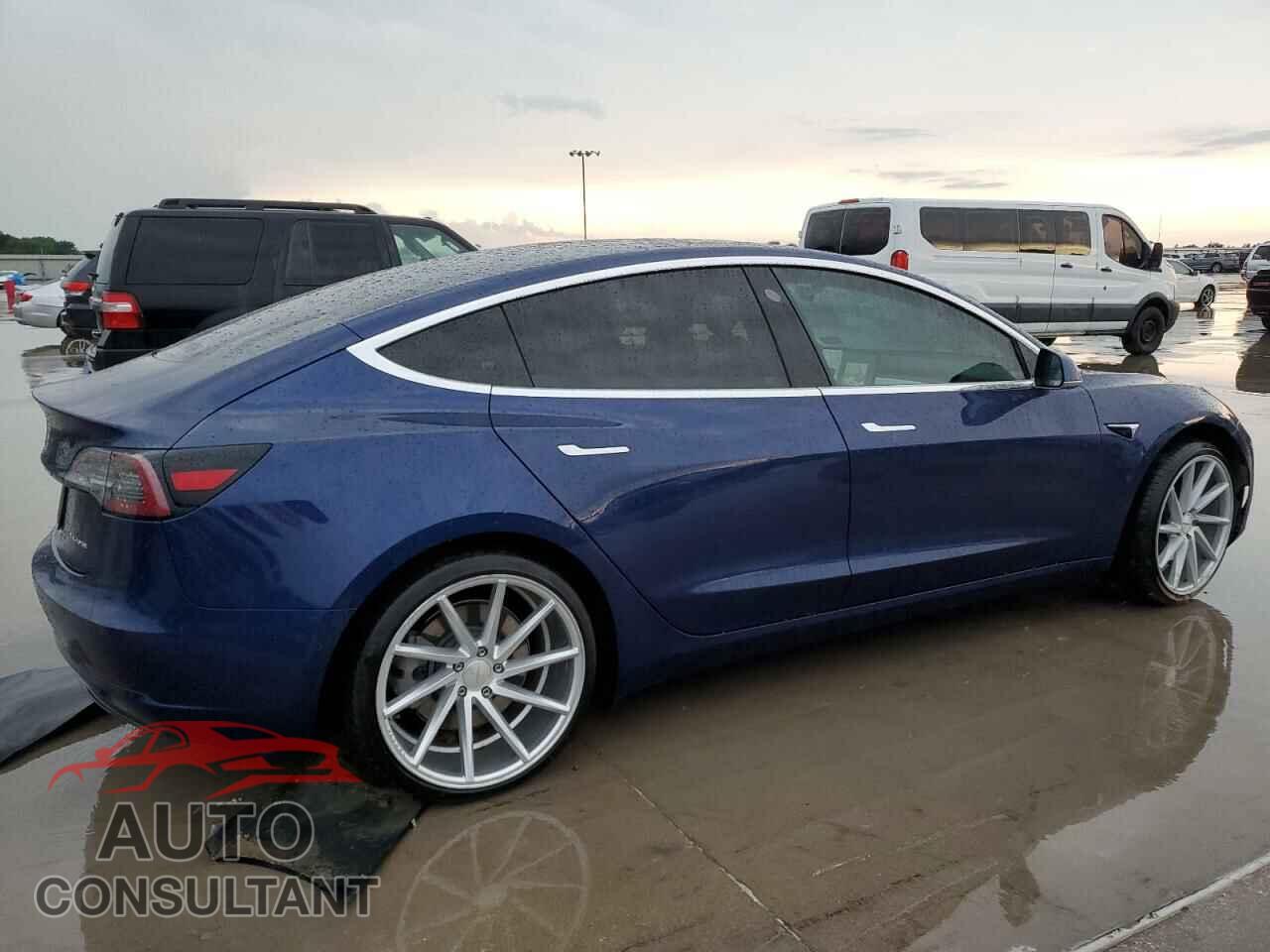 TESLA MODEL 3 2019 - 5YJ3E1EB5KF392010