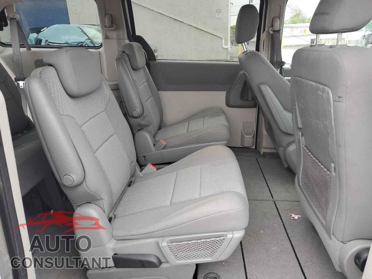 DODGE CARAVAN 2010 - 2D4RN4DE2AR238478
