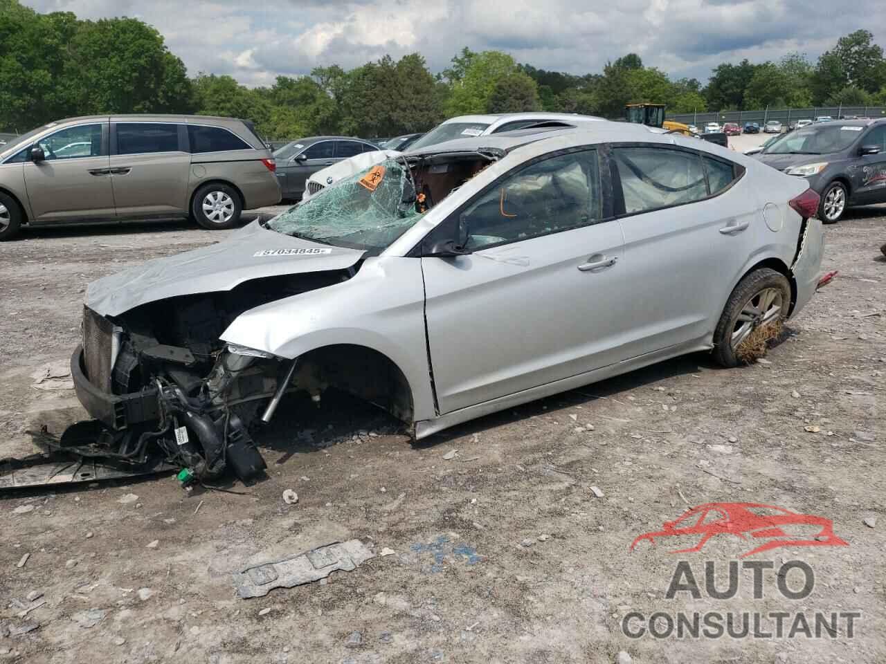 HYUNDAI ELANTRA 2019 - 5NPD84LF2KH426618