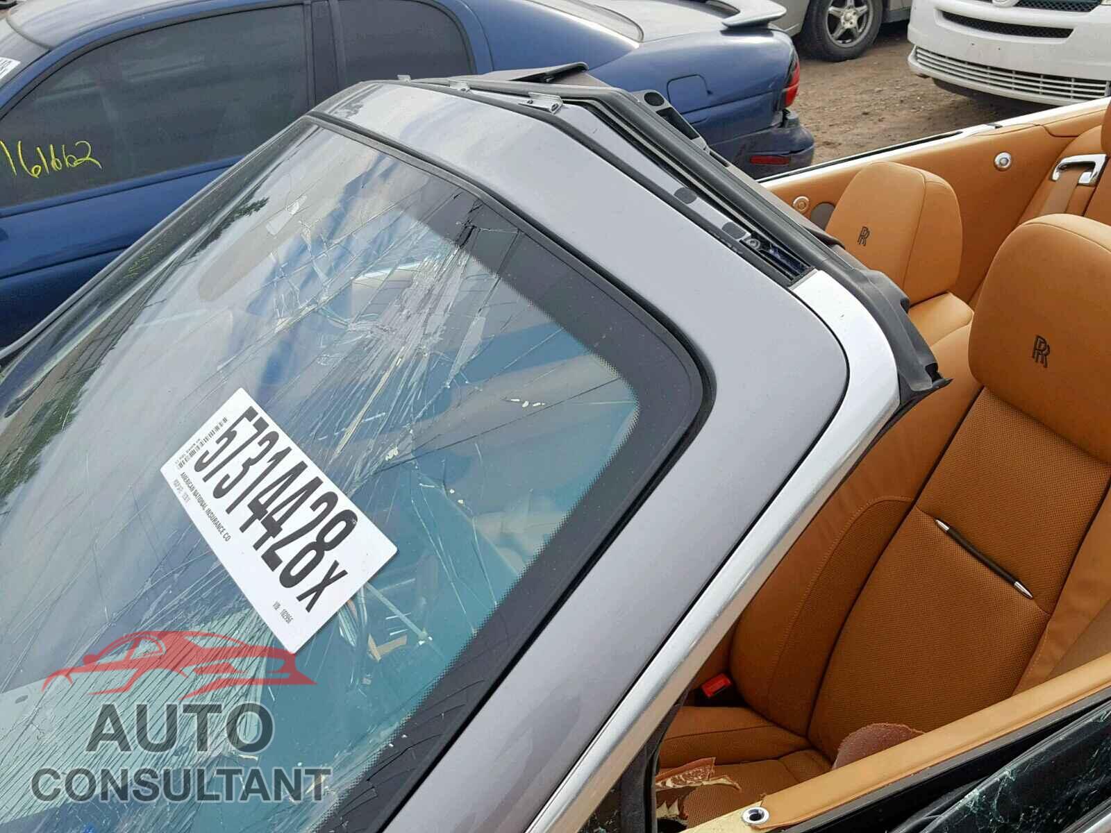 ROLLS-ROYCE DAWN 2017 - SCA666D55HU102956