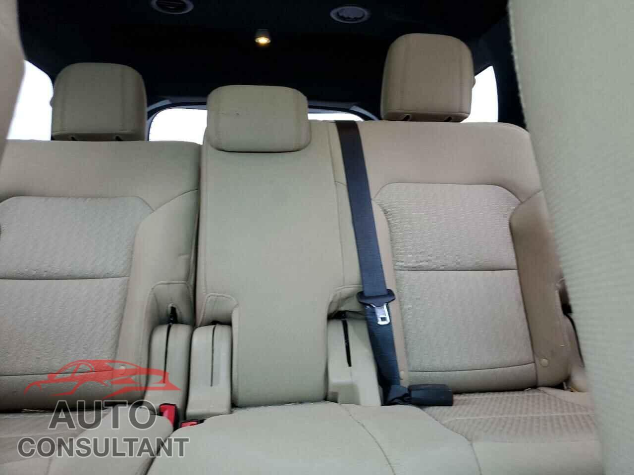 FORD EXPLORER 2016 - 1FM5K8B83GGB03900