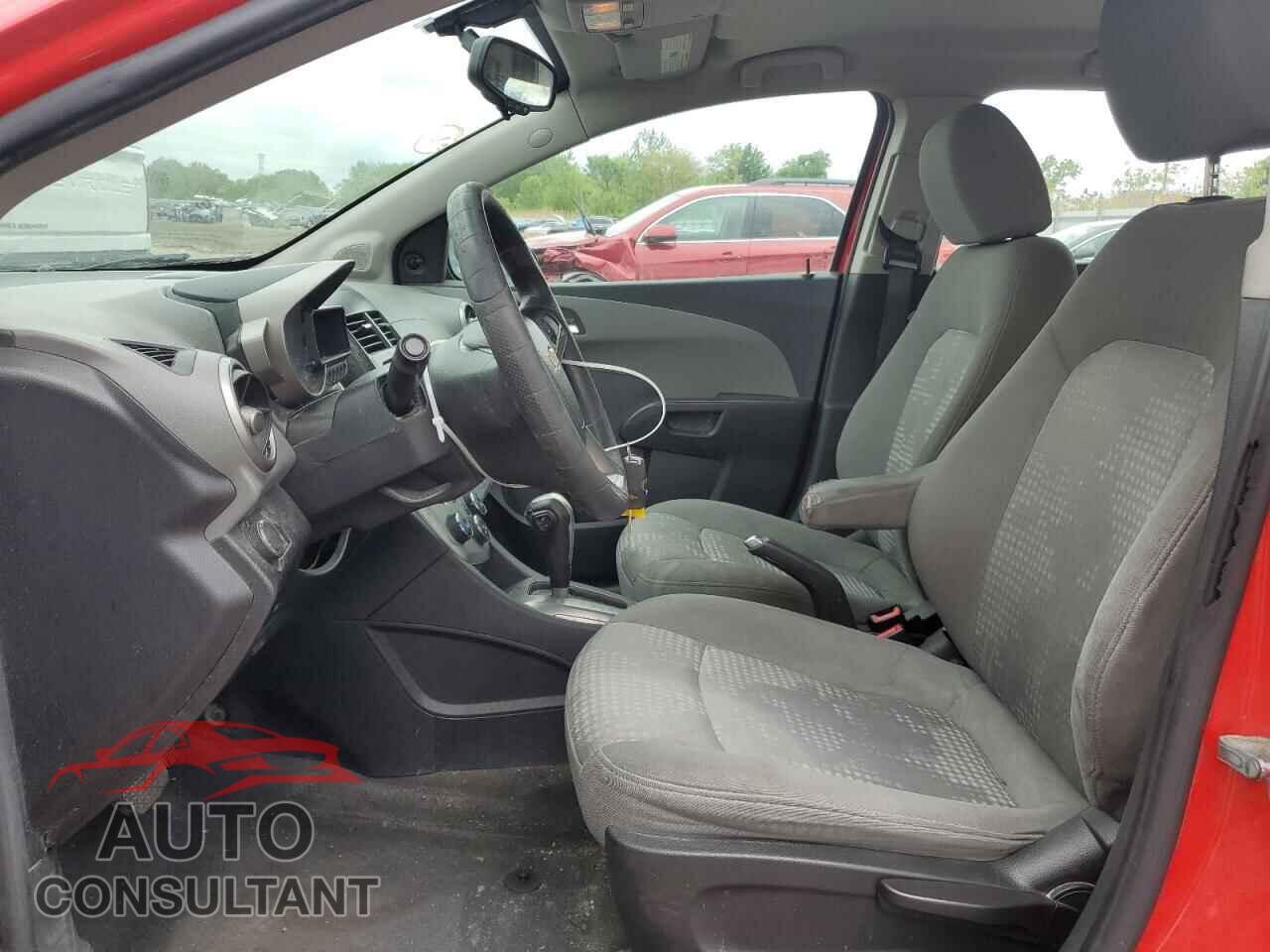 CHEVROLET SONIC 2014 - 1G1JA5SHXE4217825