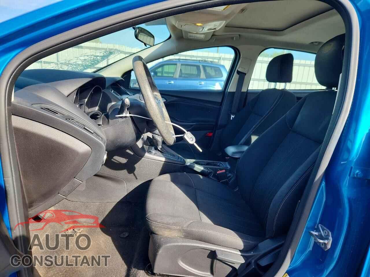 FORD FOCUS 2016 - 1FADP3F28GL335755