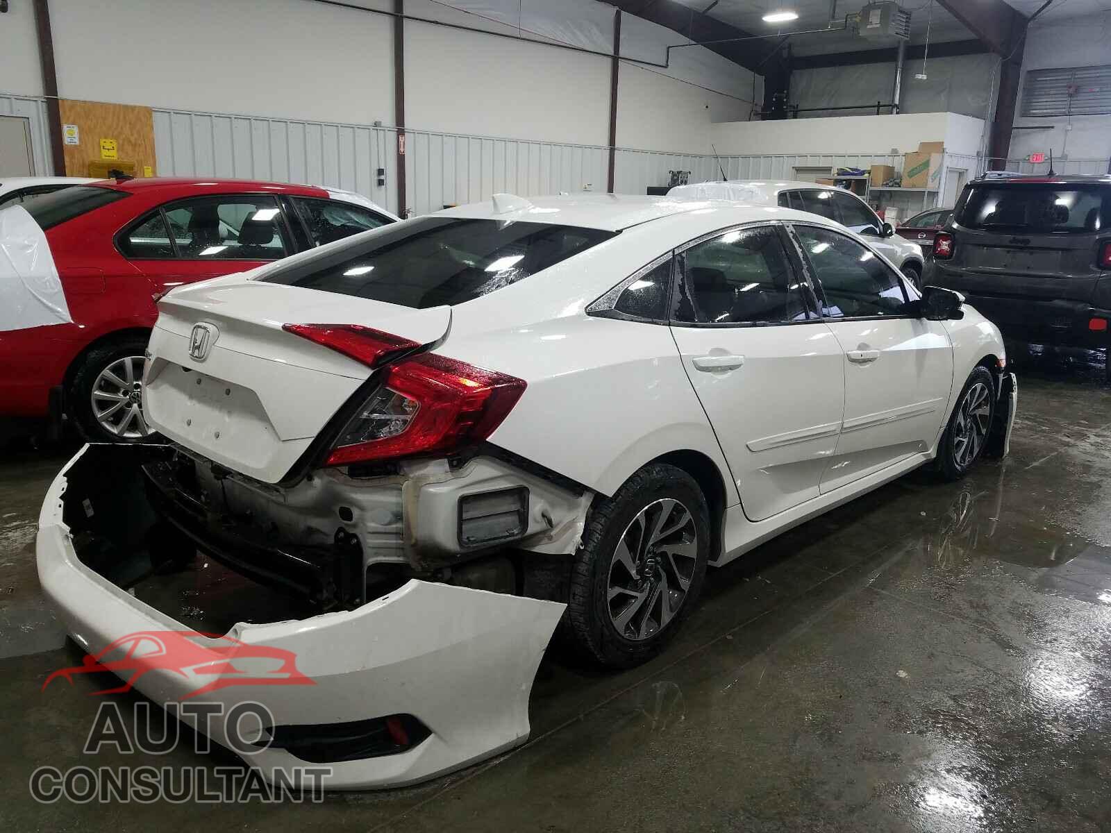 HONDA CIVIC 2017 - 19XFC2F70HE075544