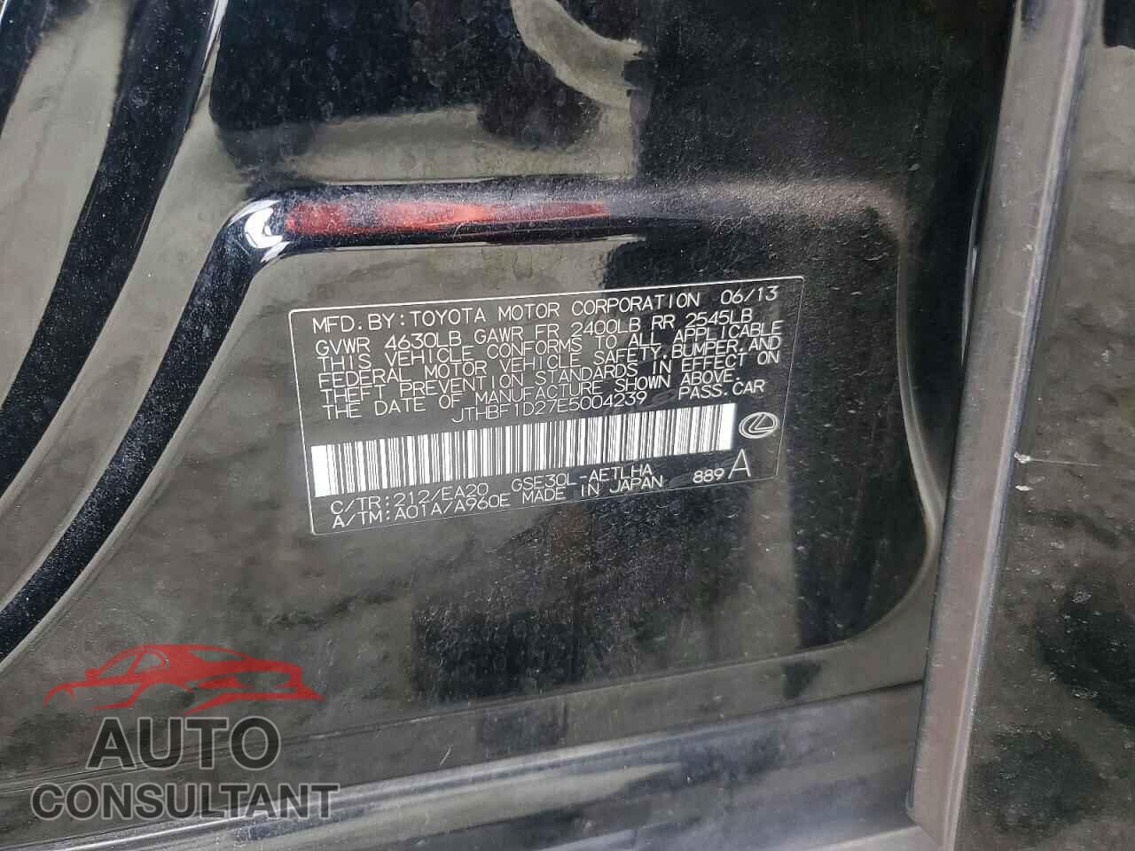 LEXUS IS 2014 - JTHBF1D27E5004239