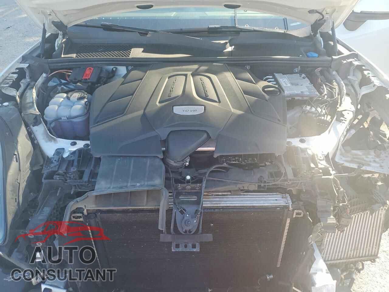 PORSCHE CAYENNE 2019 - WP1AA2AY0KDA04366
