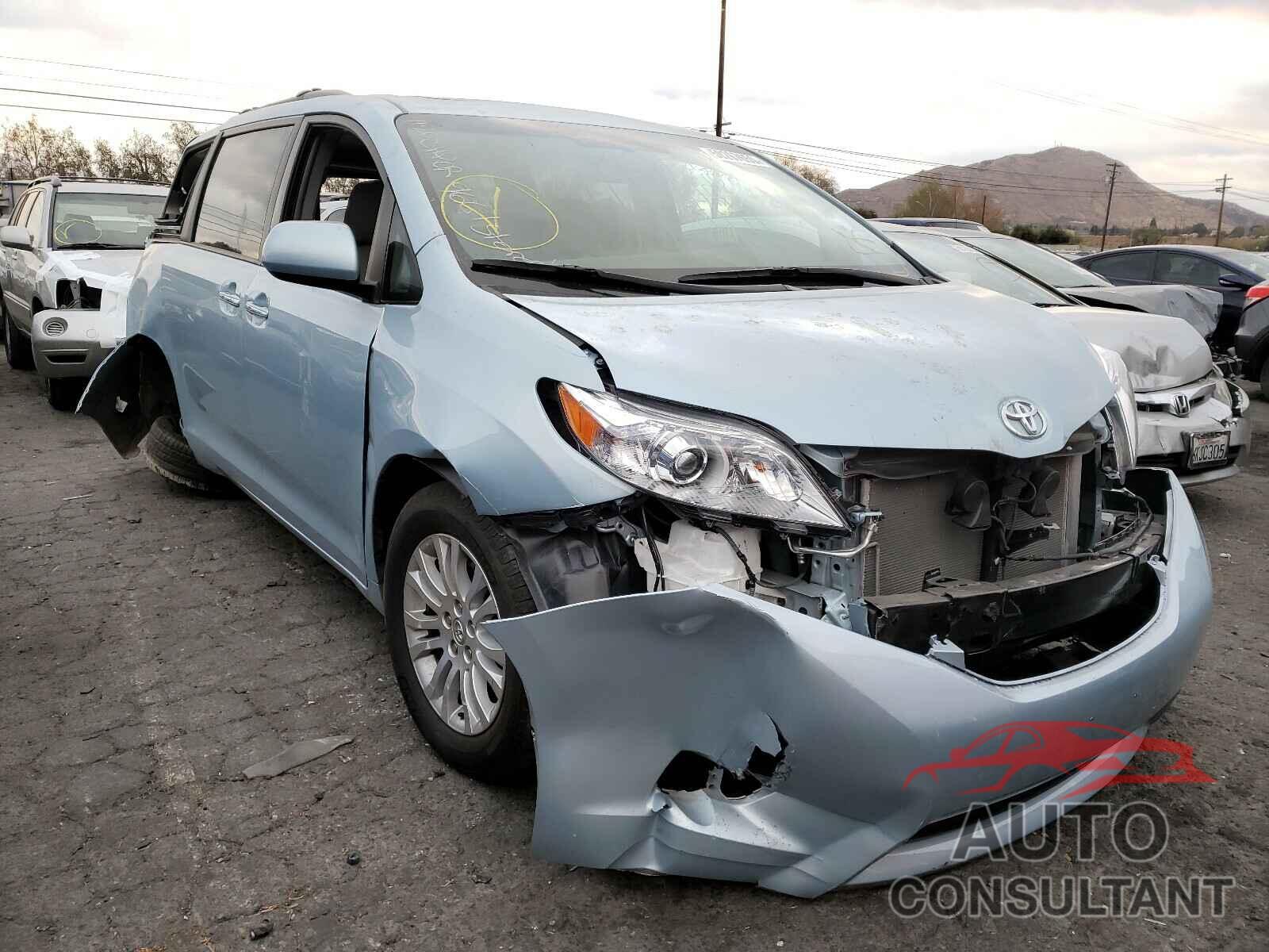 TOYOTA SIENNA 2017 - 5TDYZ3DC7HS819661