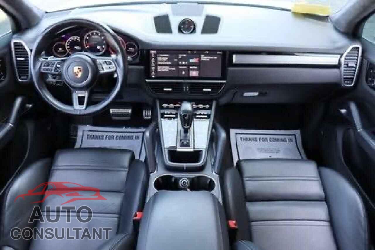 PORSCHE CAYENNE 2021 - WP1AF2AY8MDA36017