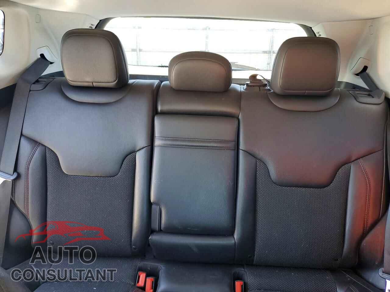 JEEP COMPASS 2019 - 3C4NJDDB6KT786351