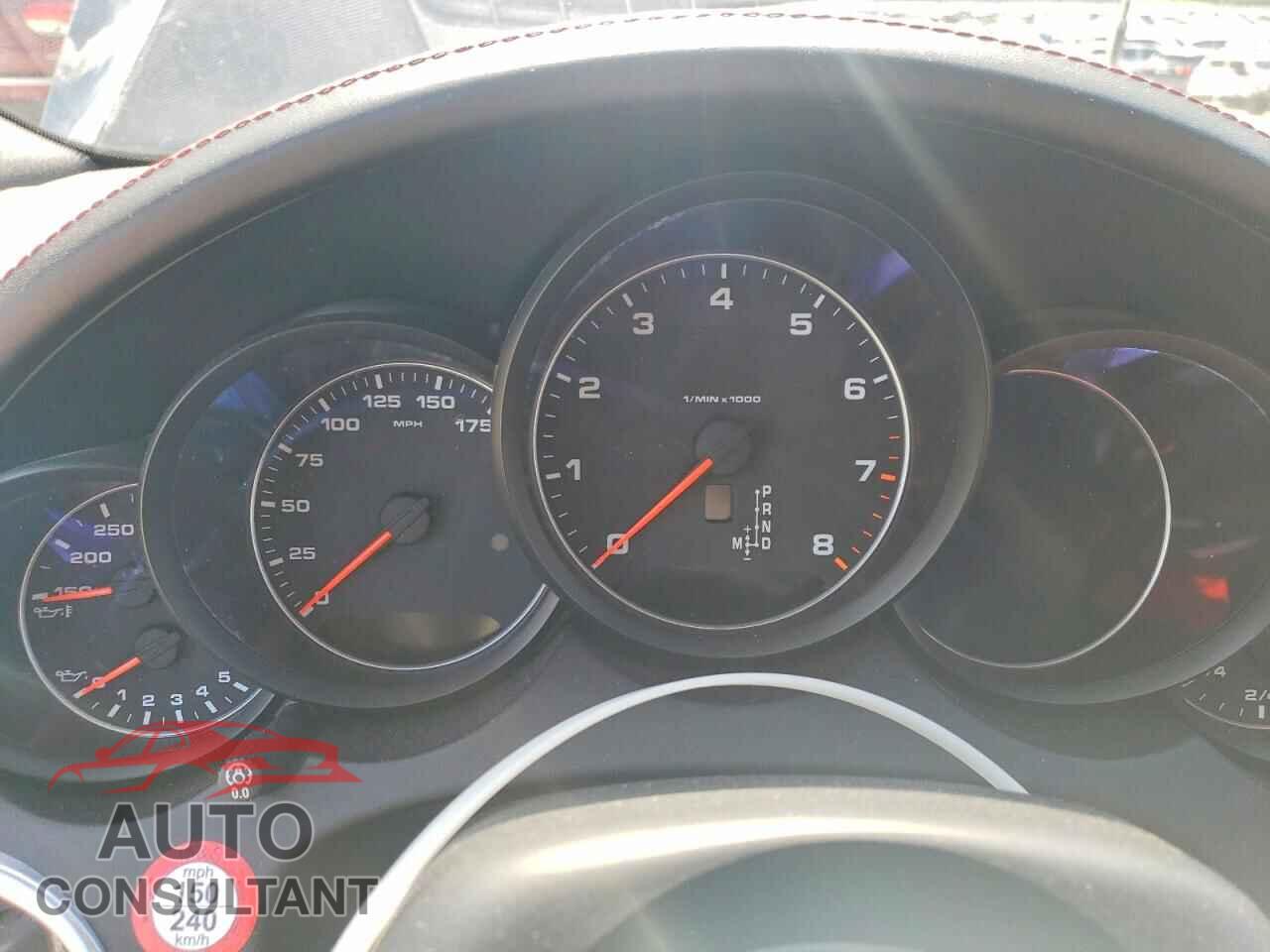 PORSCHE CAYENNE 2018 - WP1AA2A28JKA02435