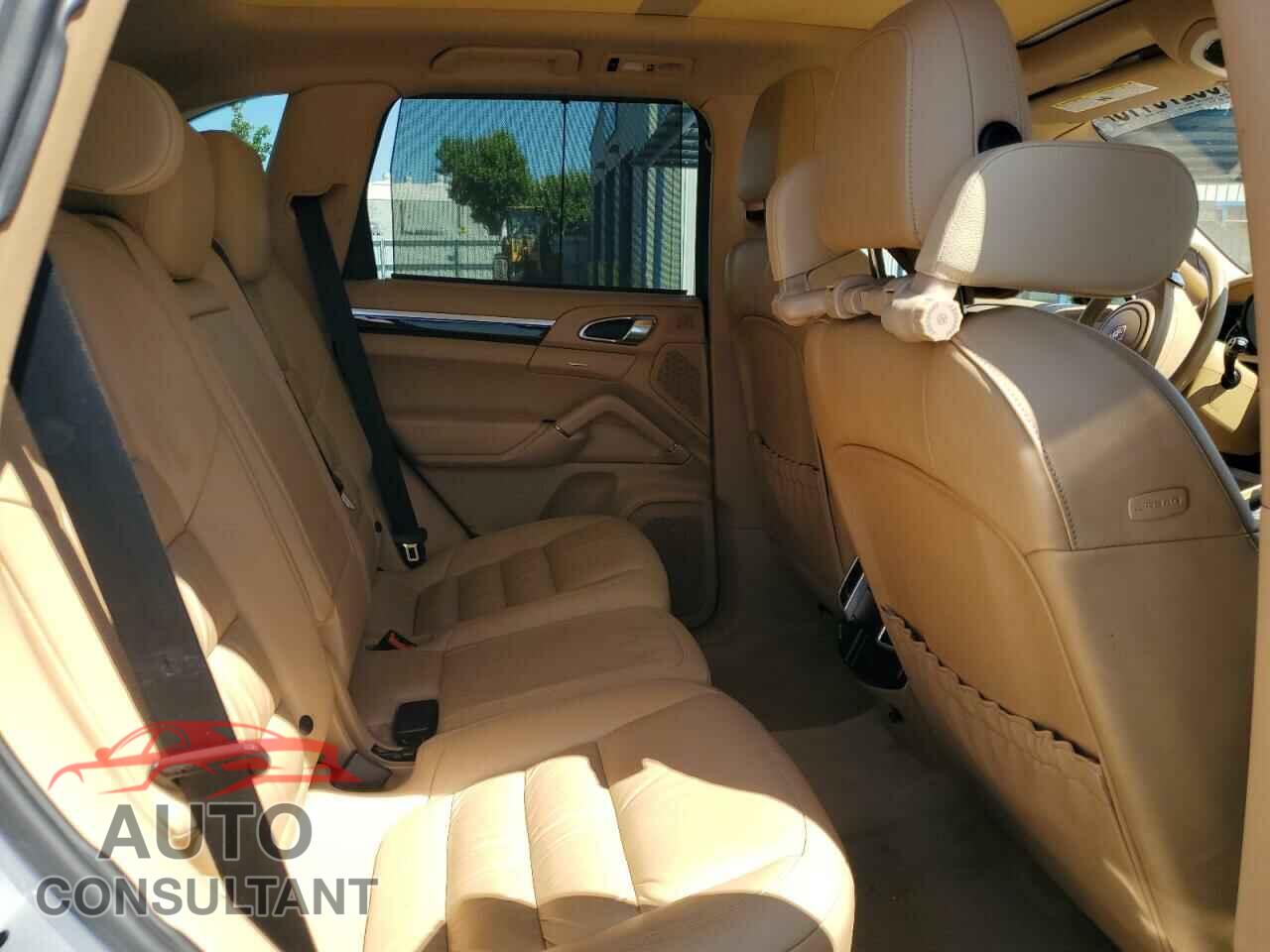 PORSCHE CAYENNE 2012 - WP1AE2A28CLA92347