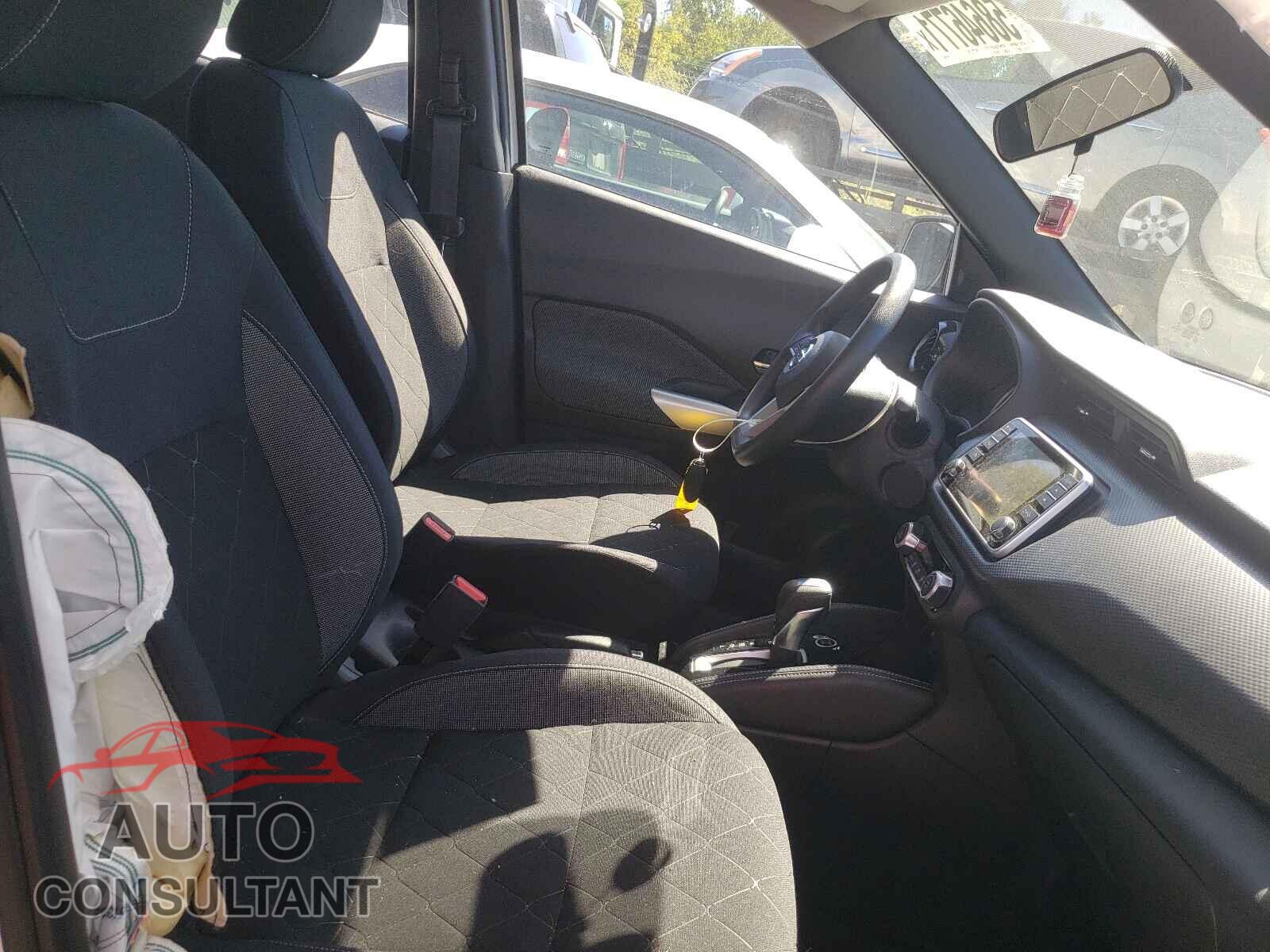 NISSAN KICKS 2019 - 3N1CP5CU3KL534557