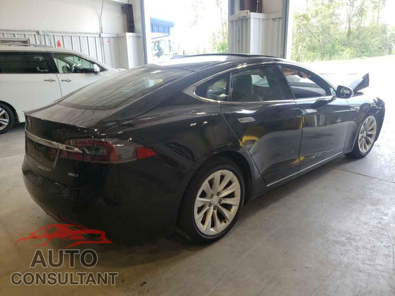 TESLA MODEL S 2016 - 5YJSA1E26GF160711