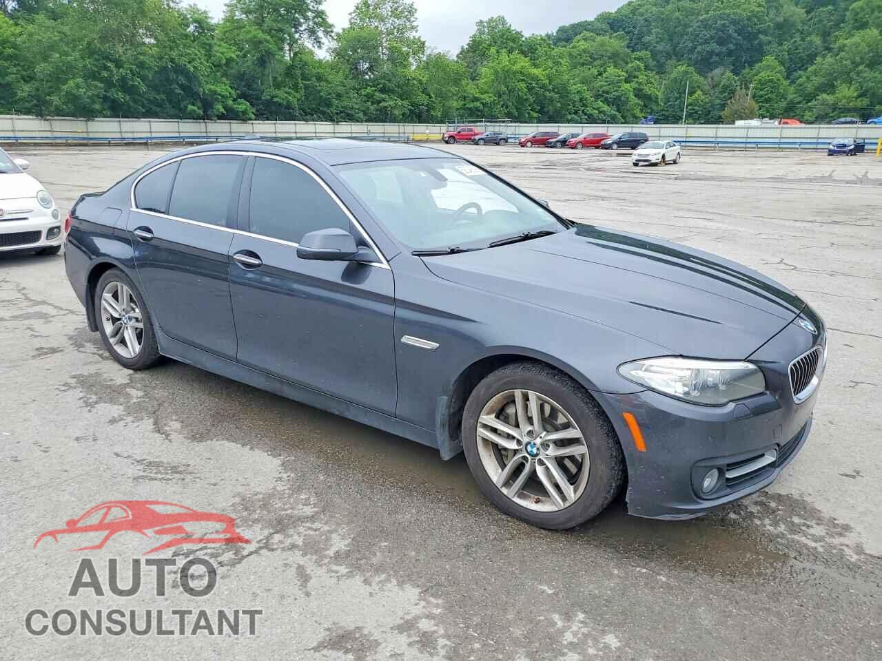 BMW 5 SERIES 2015 - WBA5B3C58FD546536