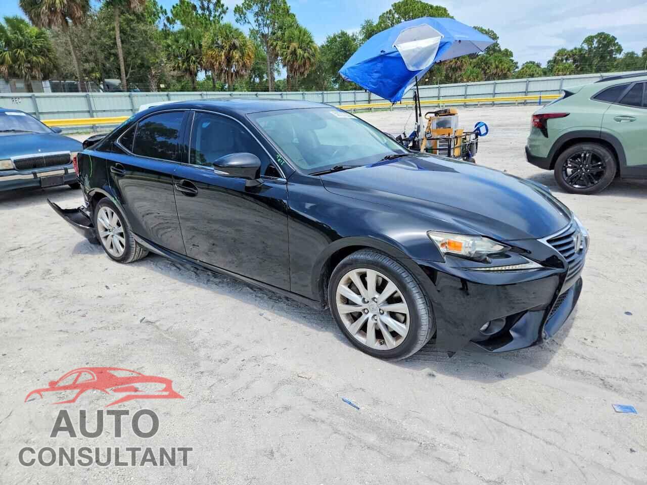 LEXUS IS 2016 - JTHBA1D21G5017585