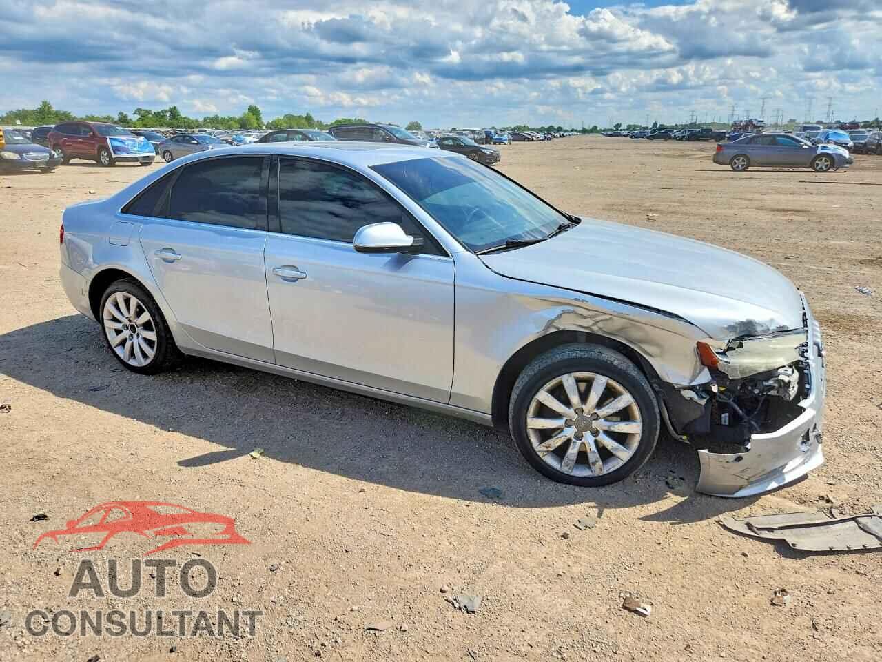 AUDI A4 2013 - WAUBFAFL1DN004028