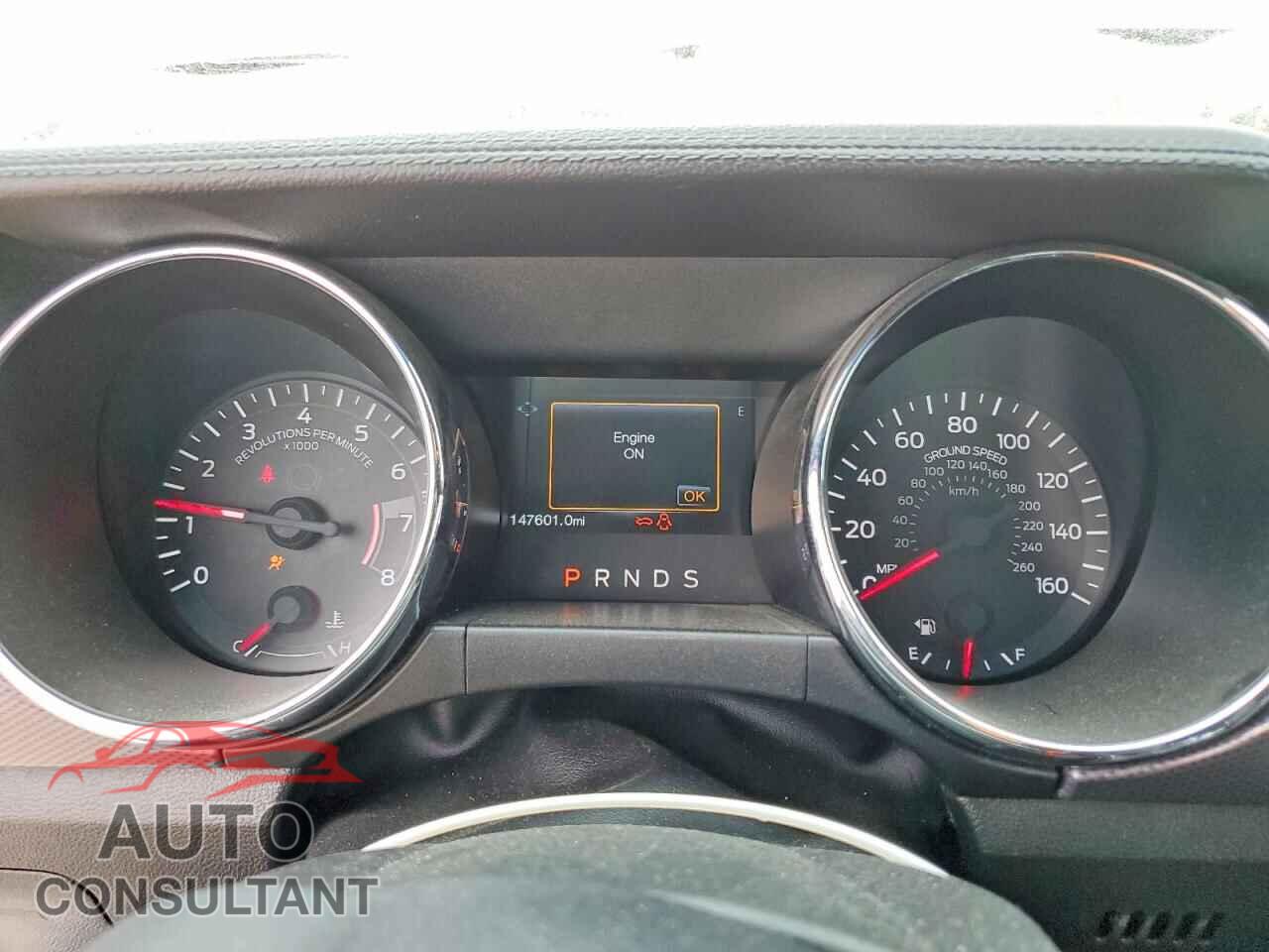 FORD MUSTANG 2015 - 1FA6P8TH8F5329861