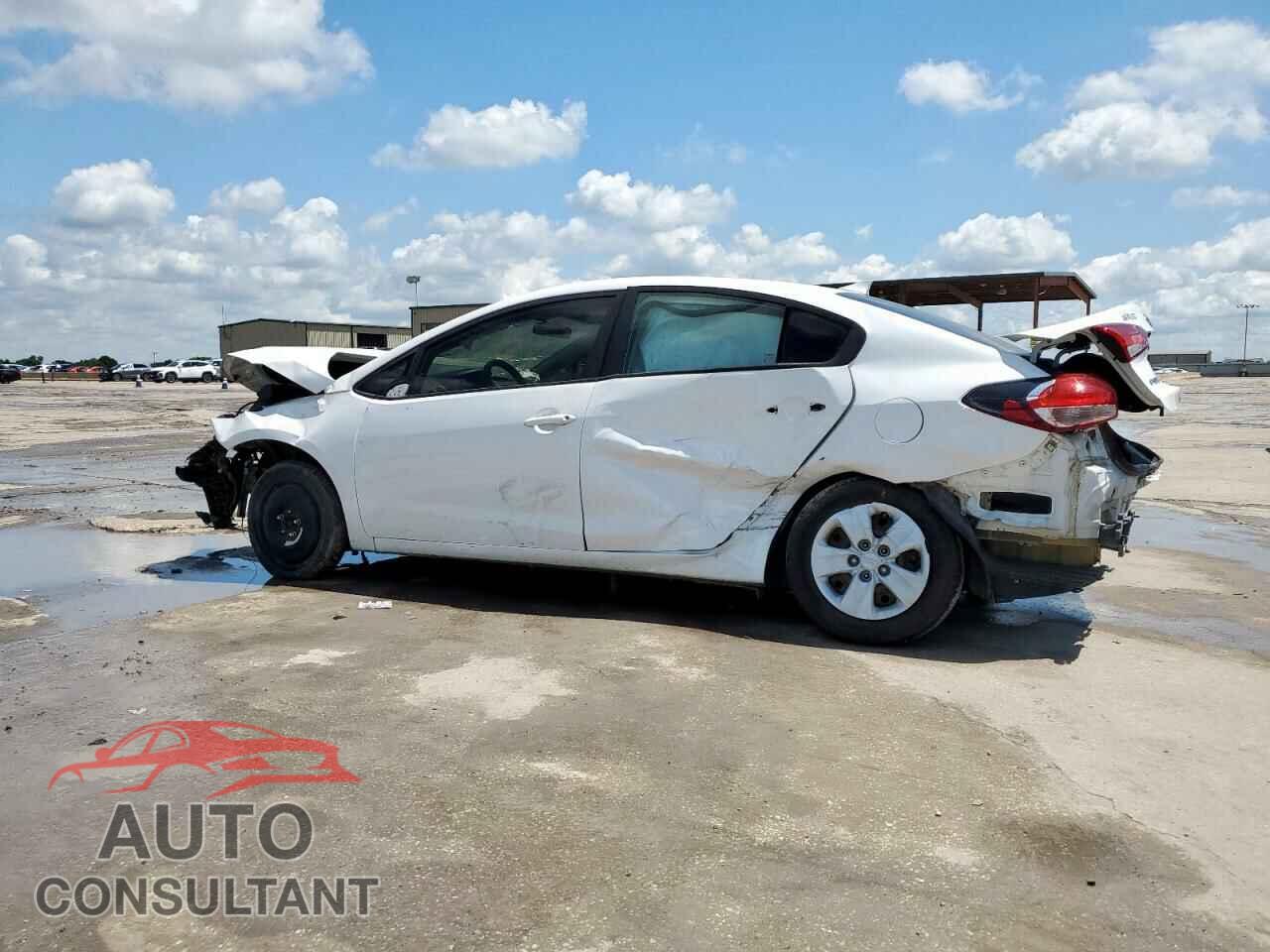 KIA FORTE 2017 - 3KPFL4A79HE086058