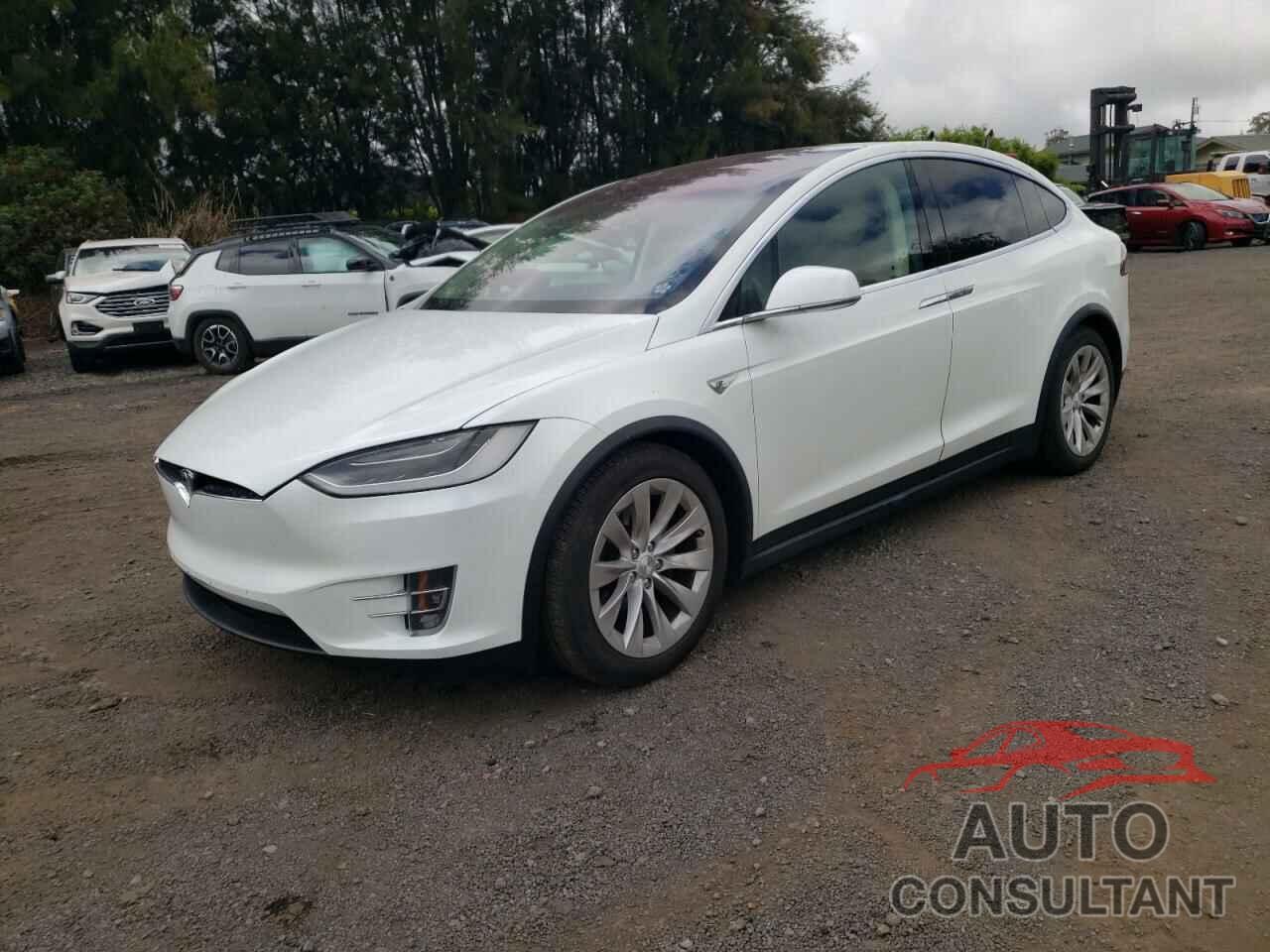 TESLA MODEL X 2016 - 5YJXCAE25GF007270