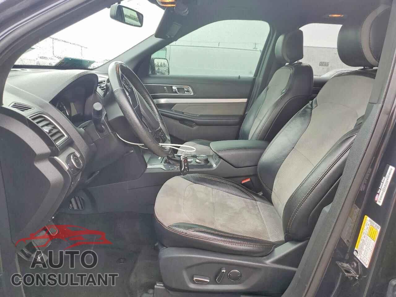 FORD EXPLORER 2017 - 1FM5K8D80HGC46351