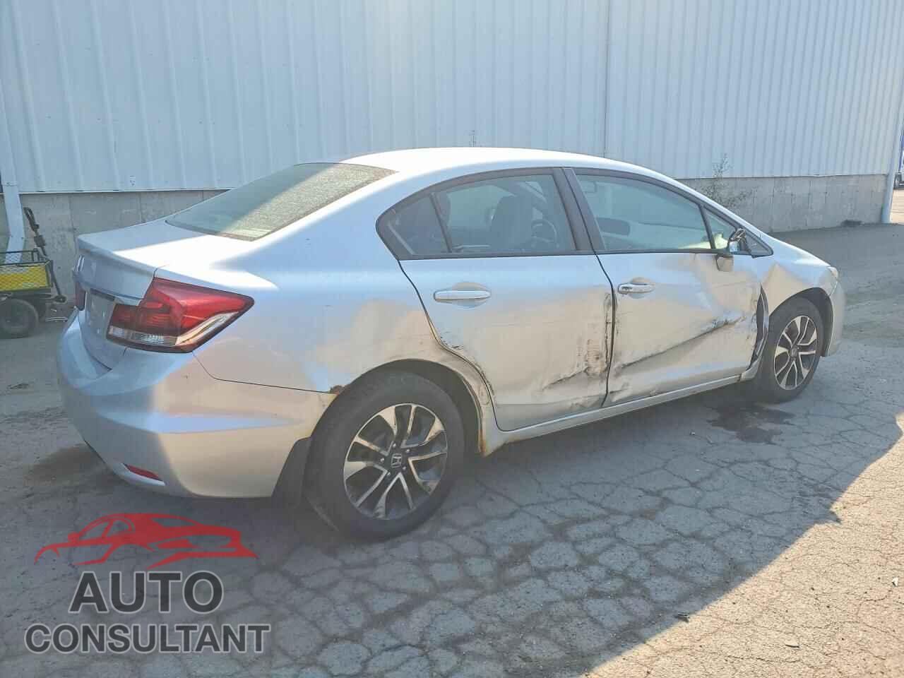 HONDA CIVIC 2013 - 2HGFB2F55DH104277