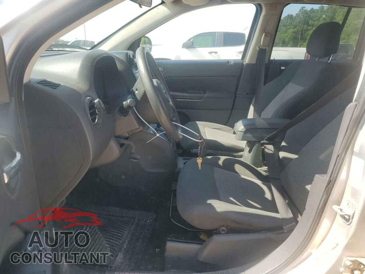JEEP COMPASS 2011 - 1J4NF1FB5BD194064