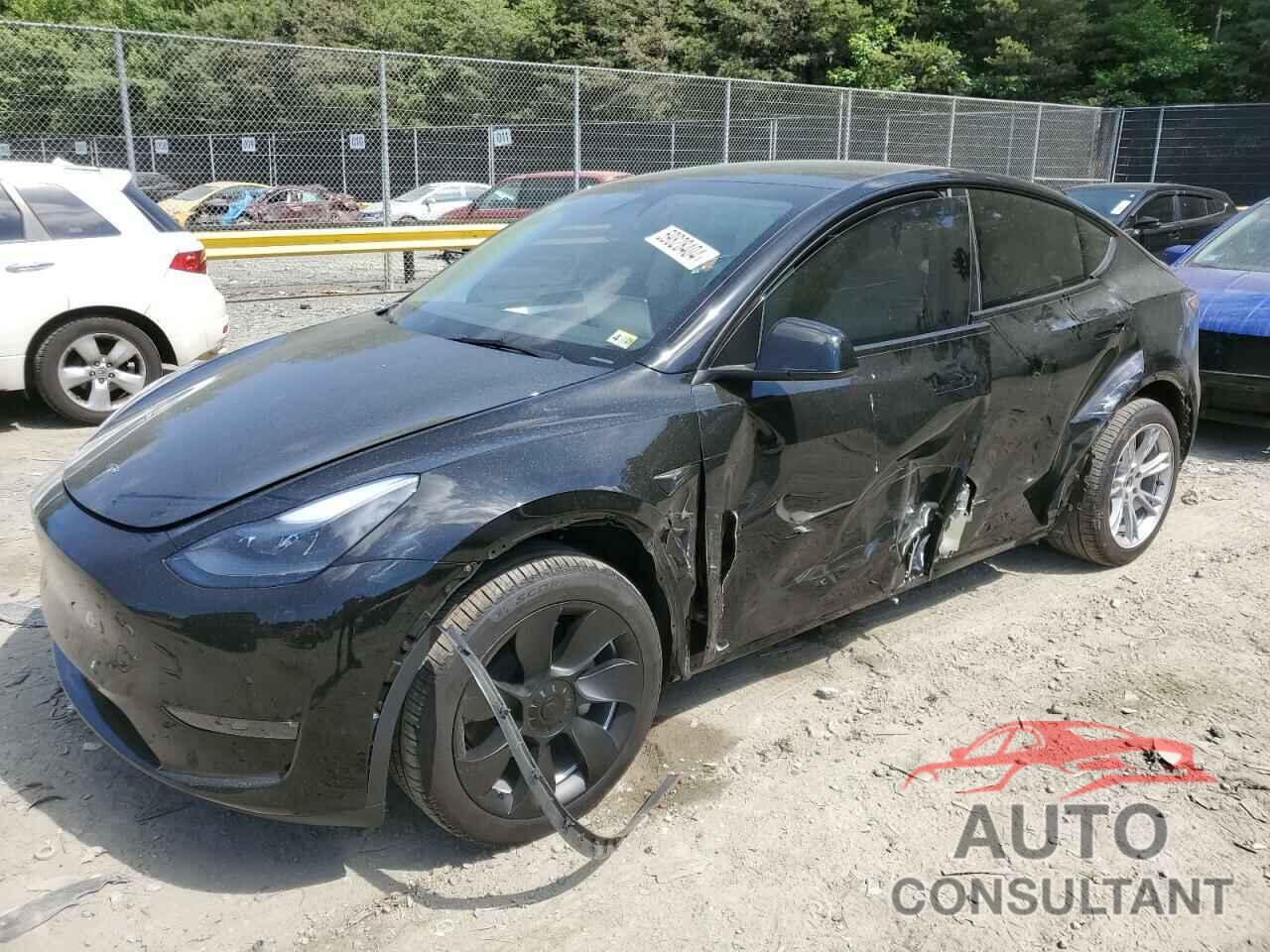 TESLA MODEL Y 2024 - 7SAYGDEE8RA227185