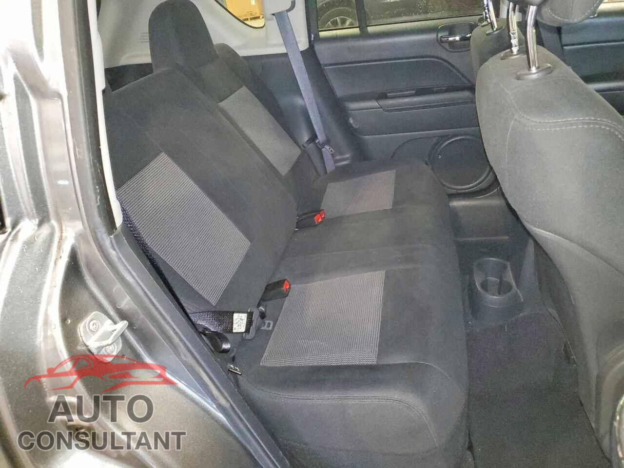 JEEP COMPASS 2011 - 1J4NF1FBXBD240164