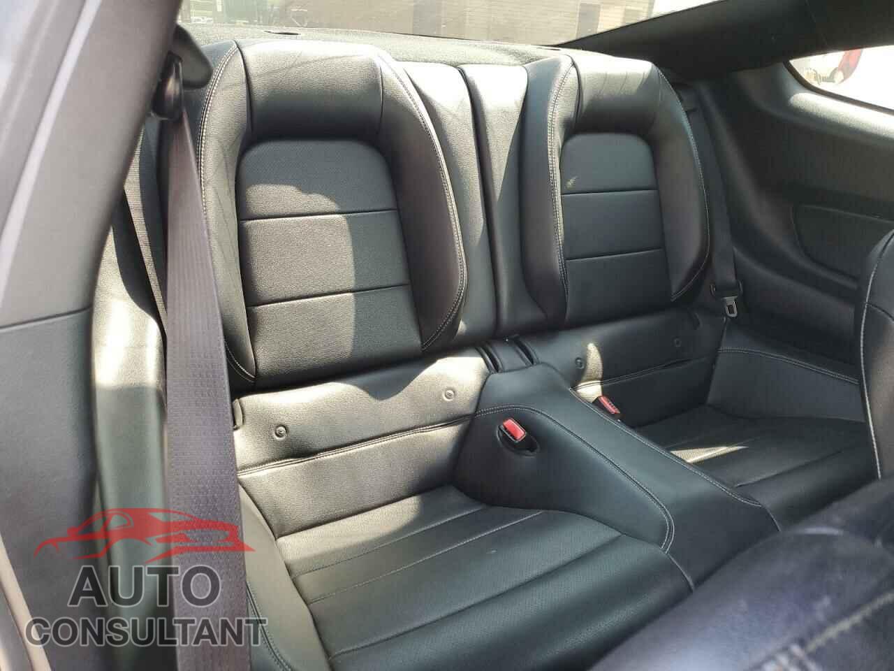 FORD MUSTANG 2017 - 1FA6P8CF9H5207947