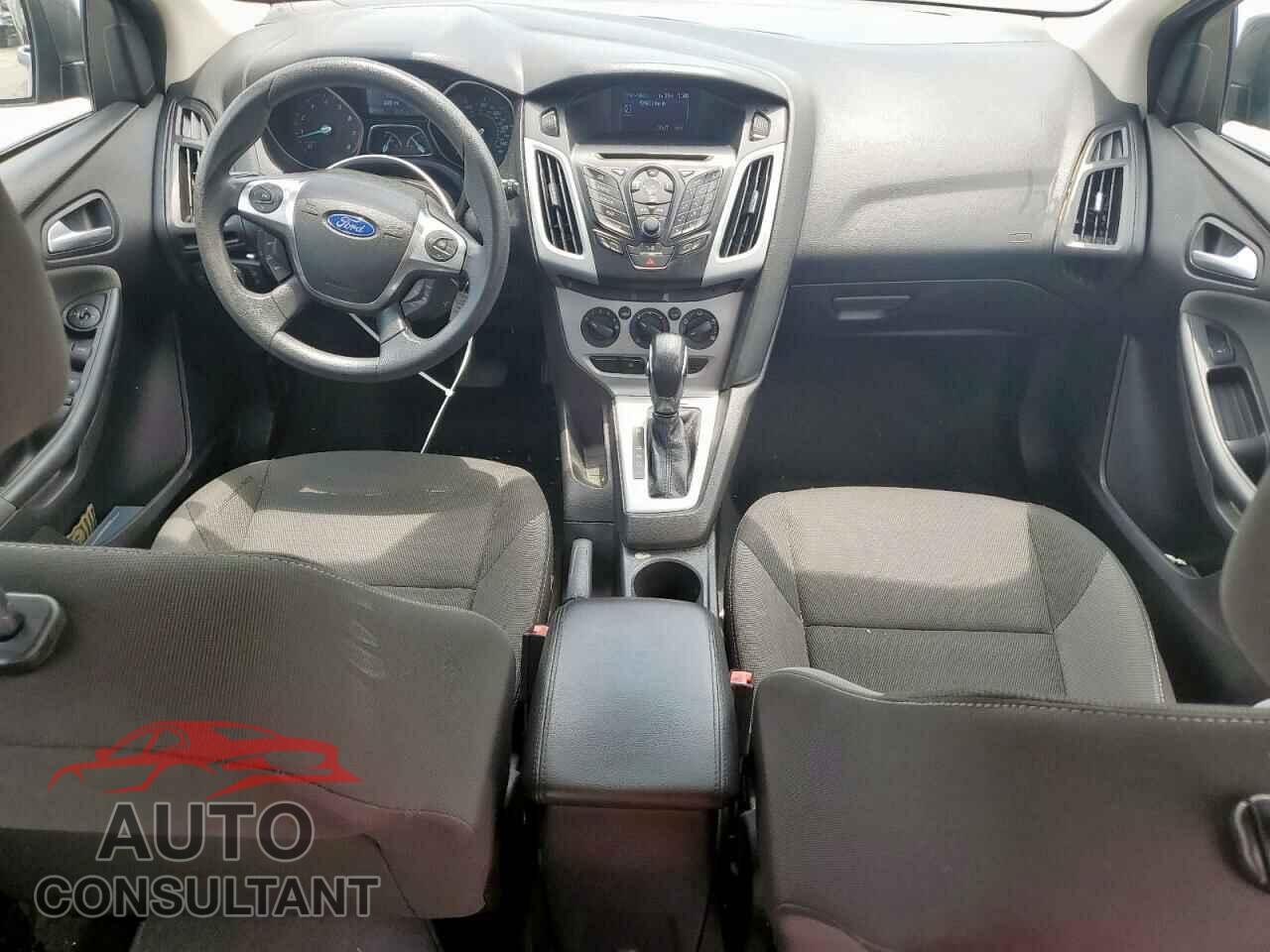 FORD FOCUS 2012 - 1FAHP3K26CL235560