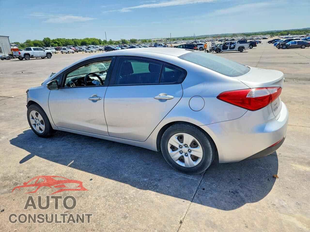 KIA FORTE 2015 - KNAFX4A68F5259182