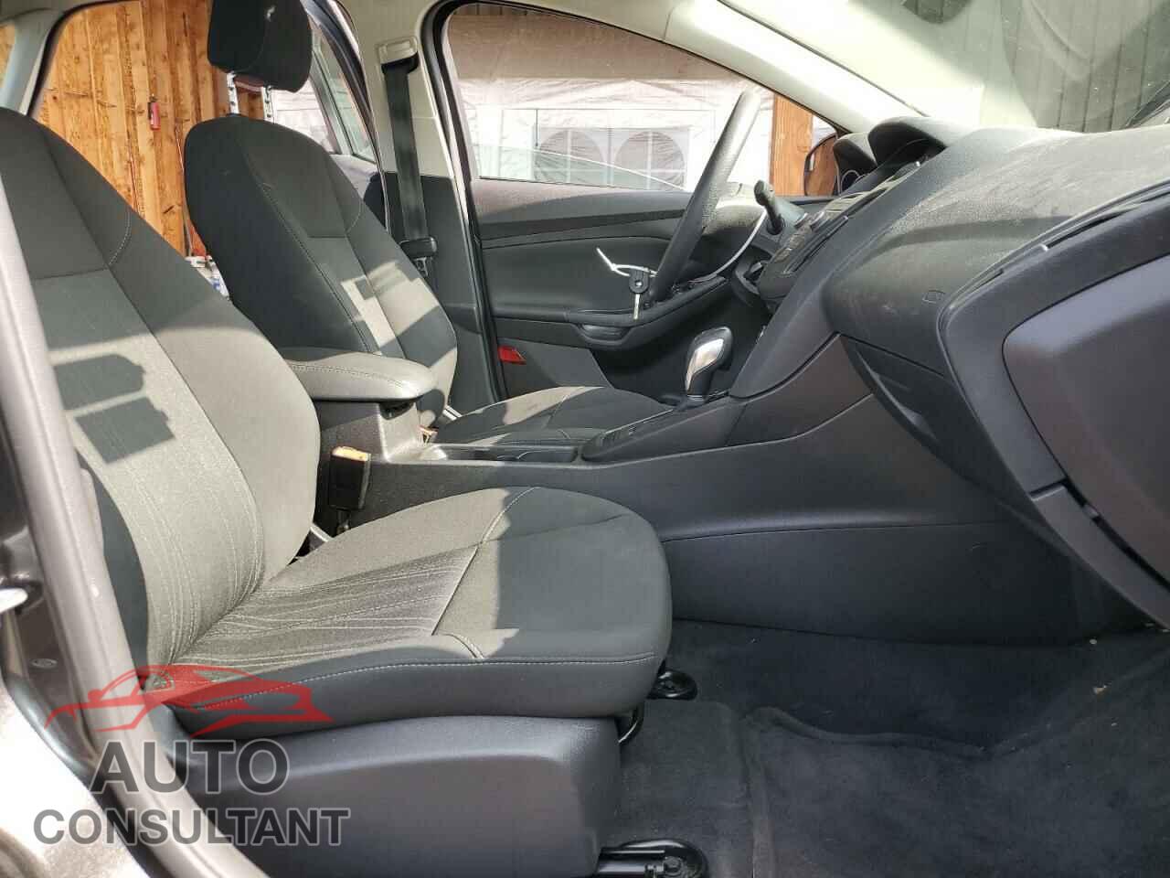 FORD FOCUS 2016 - 1FADP3FE7GL238752