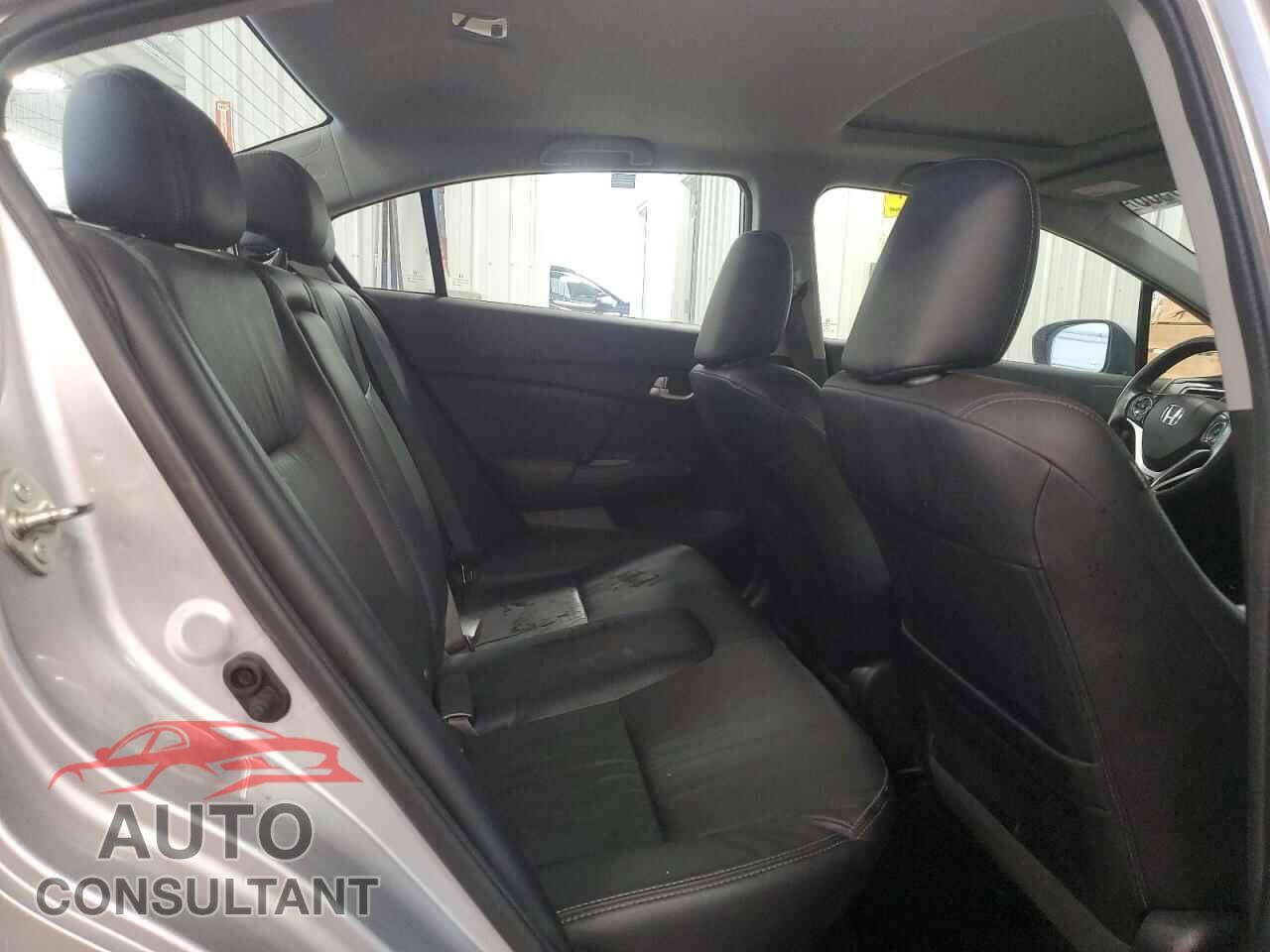 HONDA CIVIC 2015 - 19XFB2F90FE045705