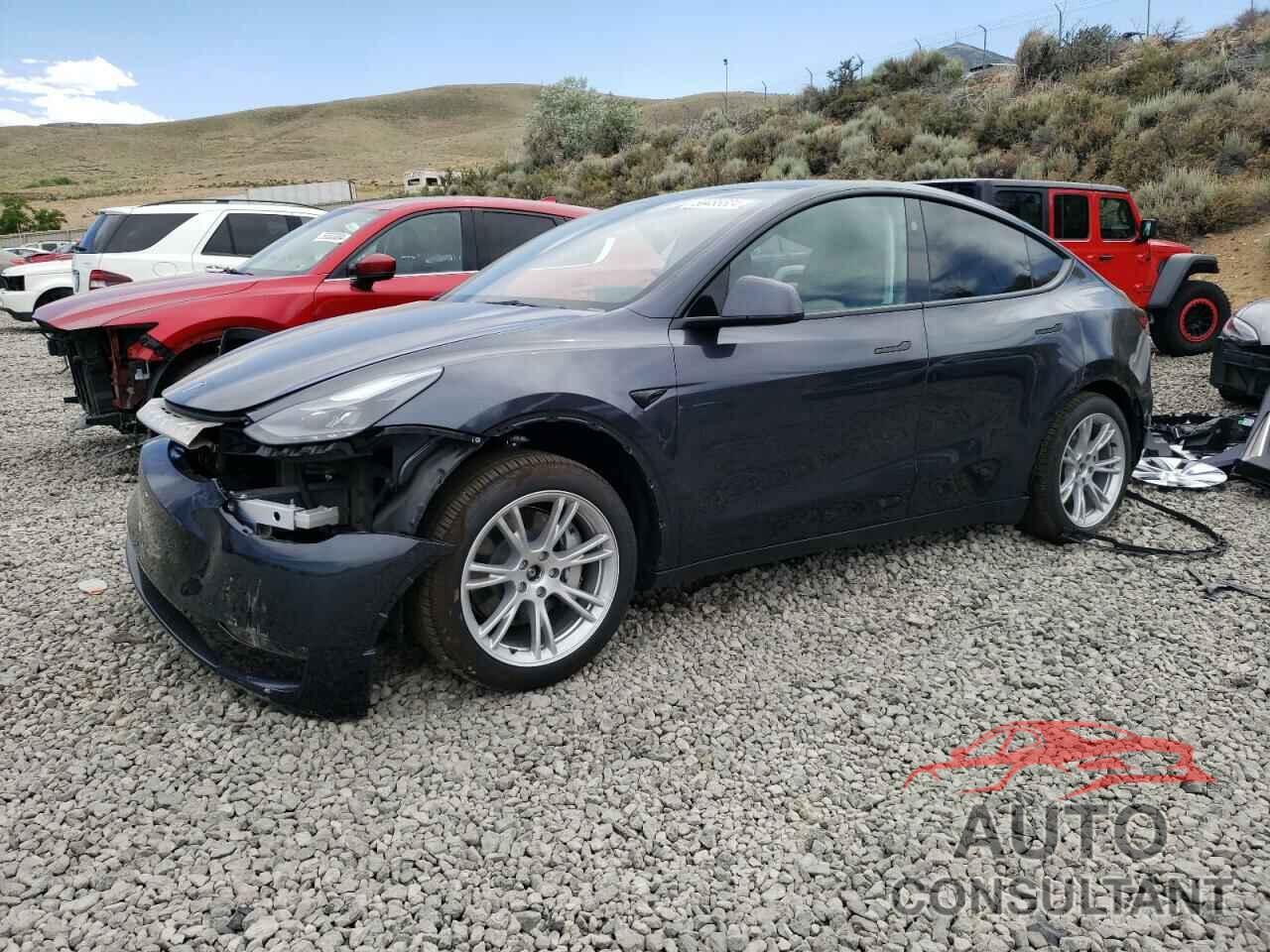 TESLA MODEL Y 2024 - 7SAYGDEE5RA236975