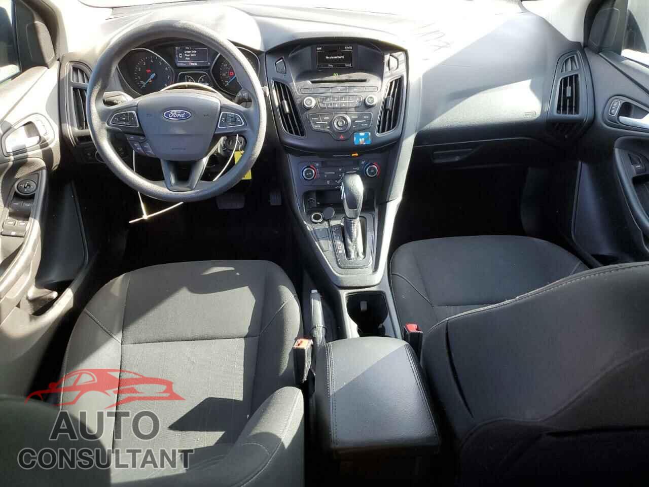 FORD FOCUS 2017 - 1FADP3FE0HL307928