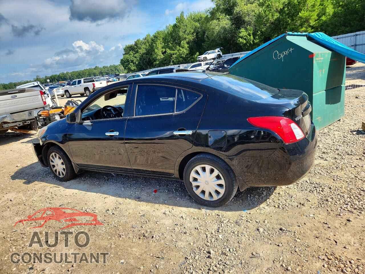 NISSAN VERSA 2012 - 3N1CN7AP5CL907582