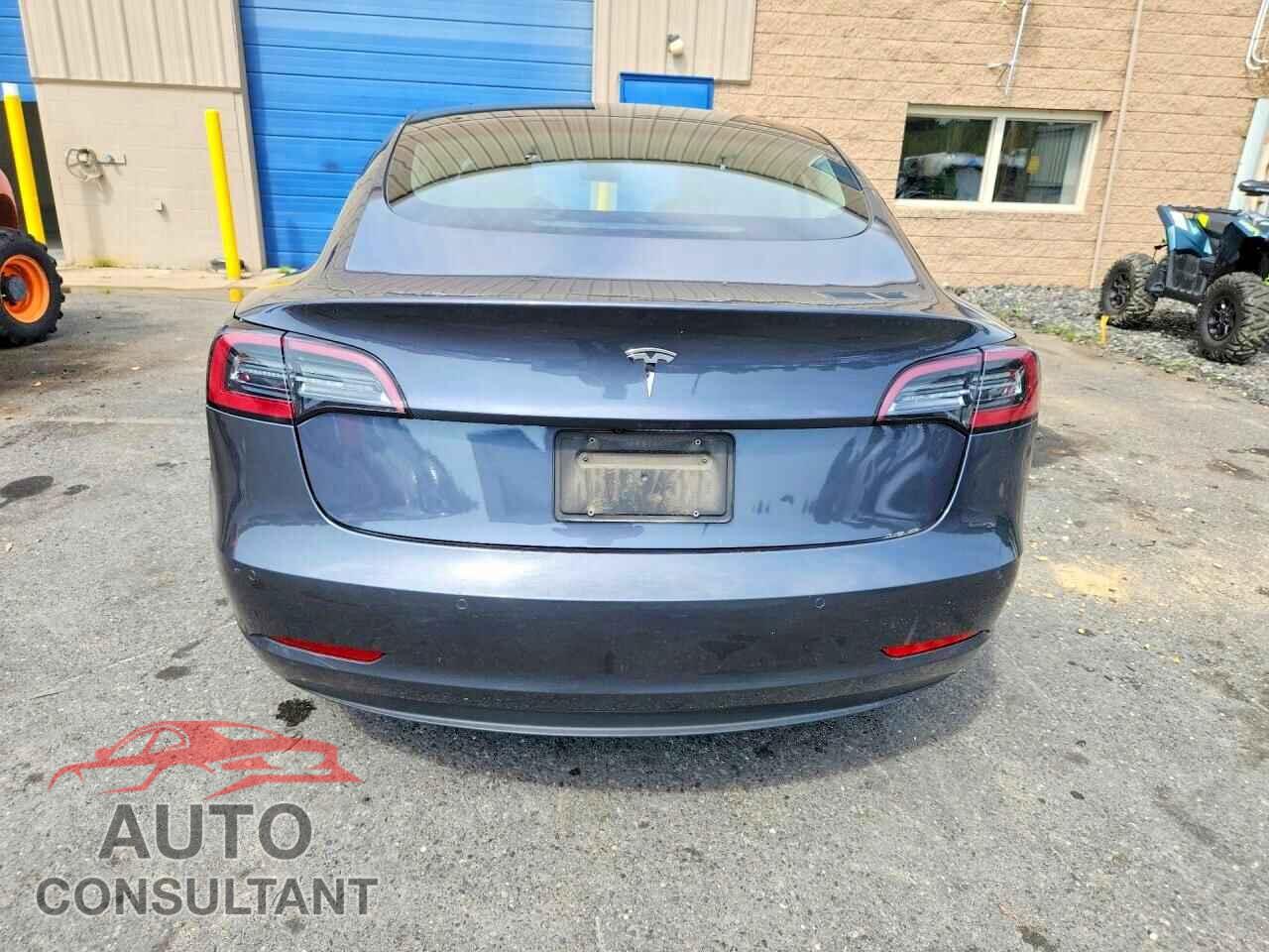 TESLA MODEL 3 2022 - 5YJ3E1EA7NF368836