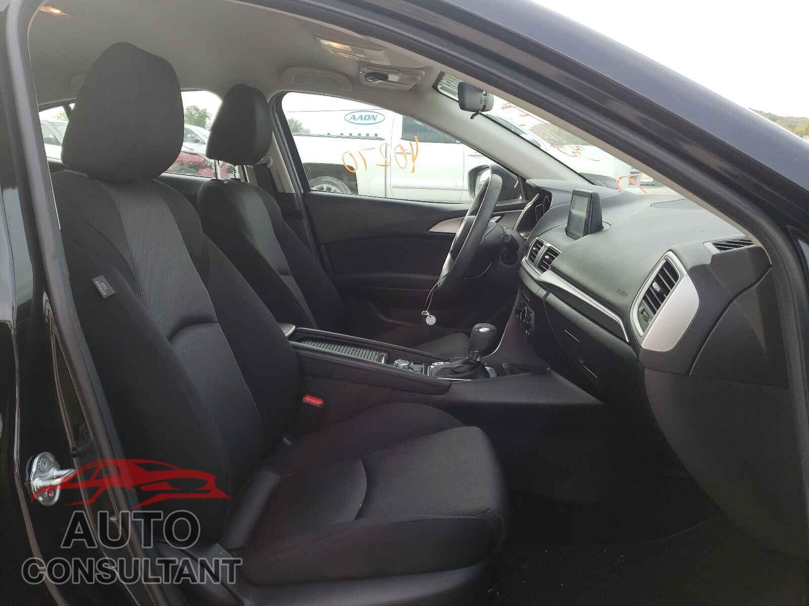 MAZDA 3 2017 - 3MZBN1K74HM100327