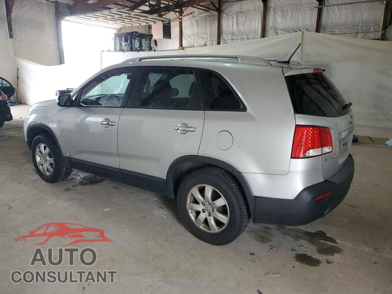 KIA SORENTO 2013 - 5XYKTCA65DG414668