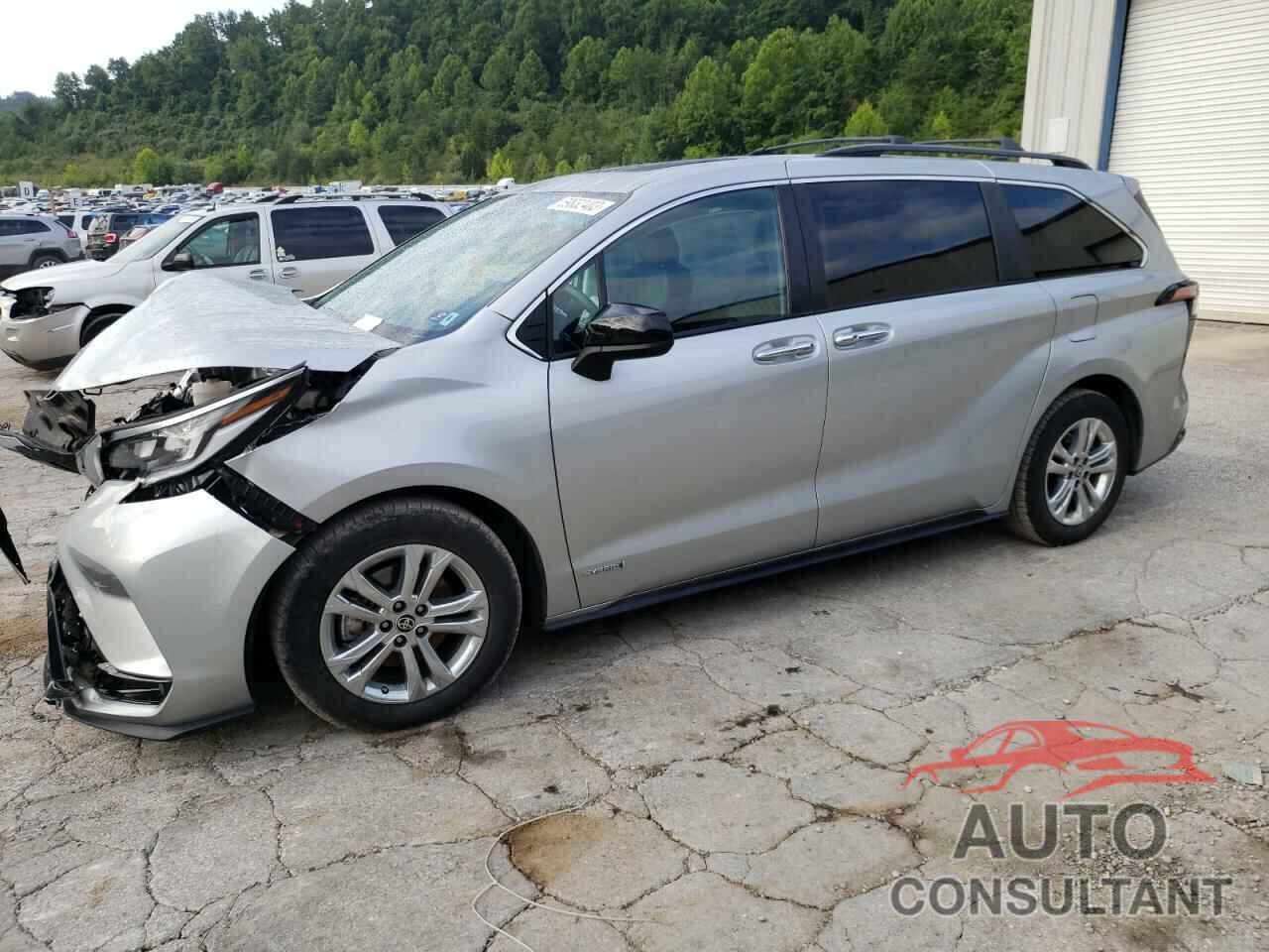 TOYOTA SIENNA 2021 - 5TDDSKFC4MS024815