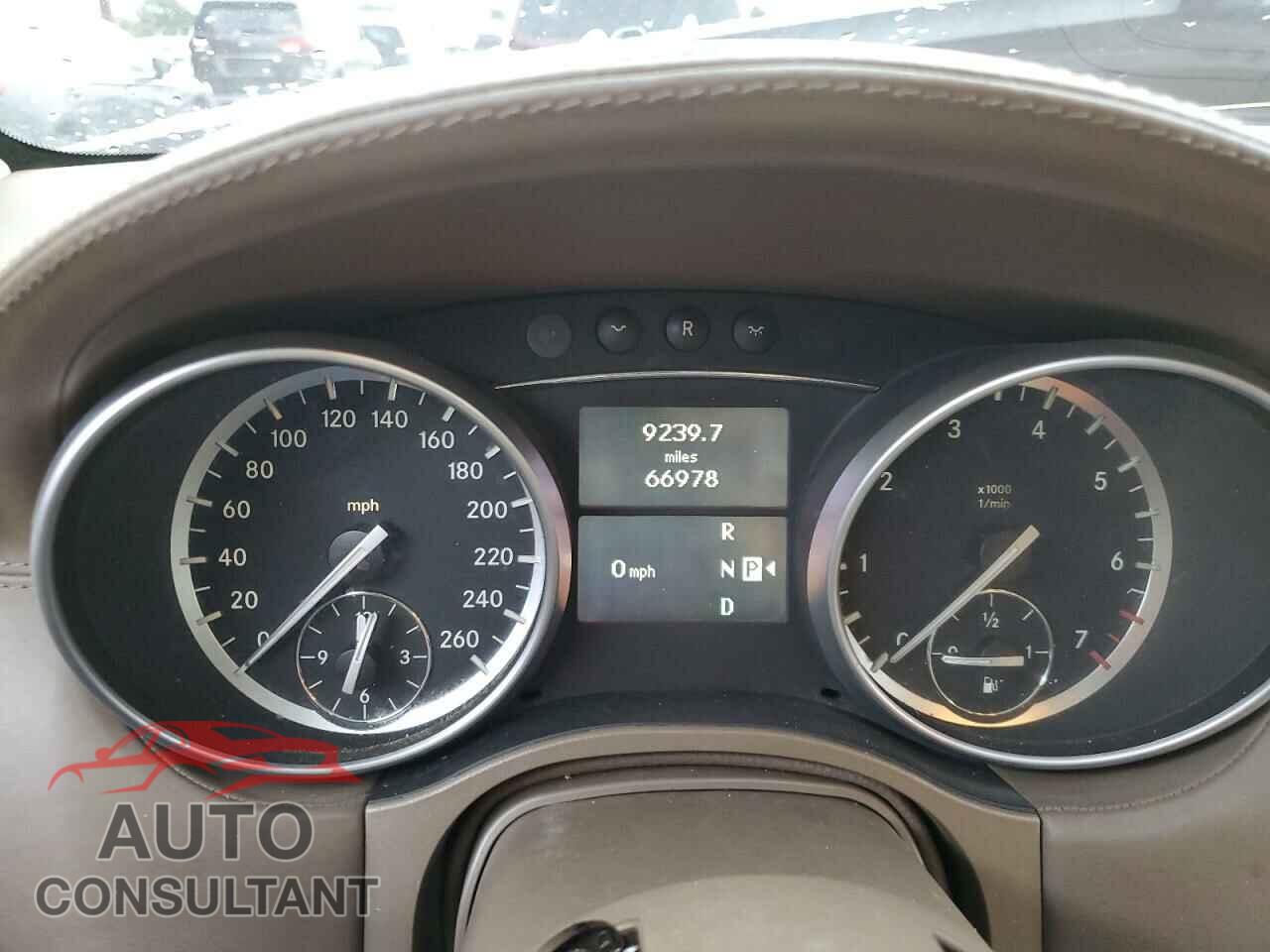 MERCEDES-BENZ GL-CLASS 2011 - 4JGBF8GE4BA665984
