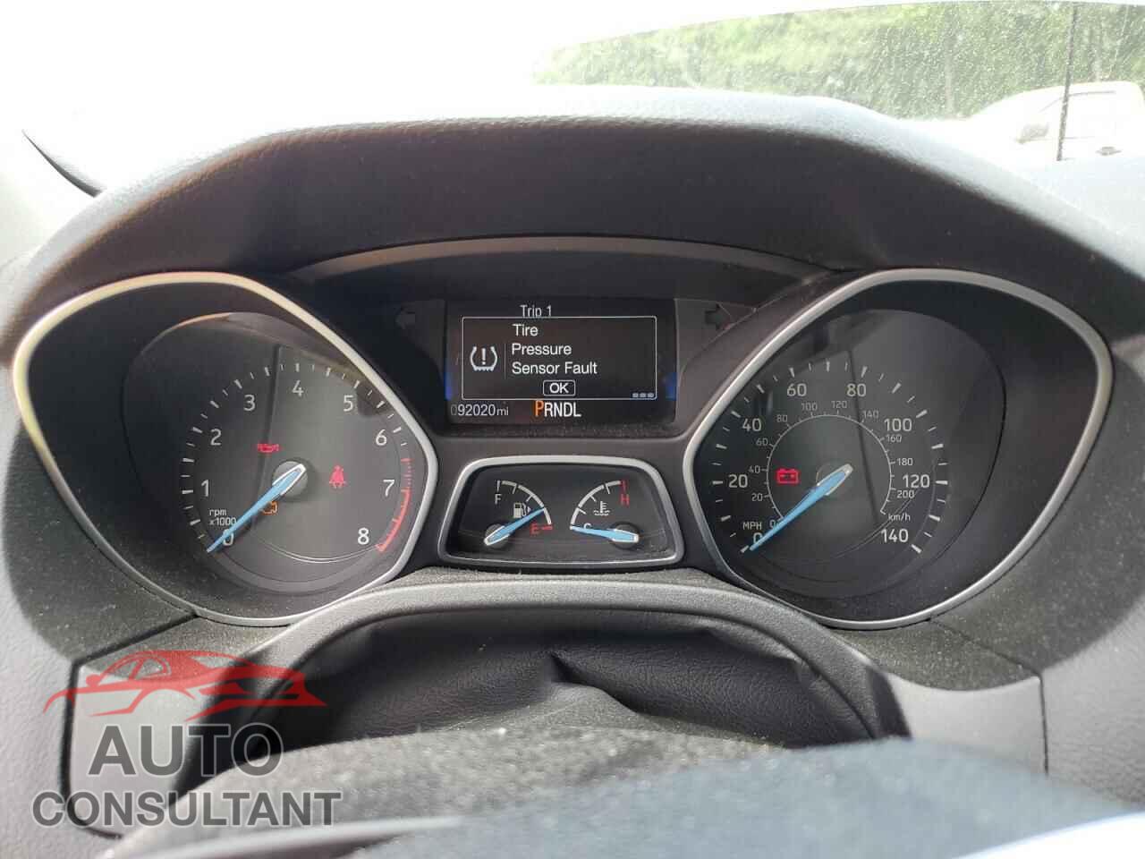 FORD FOCUS 2016 - 1FADP3E27GL241366