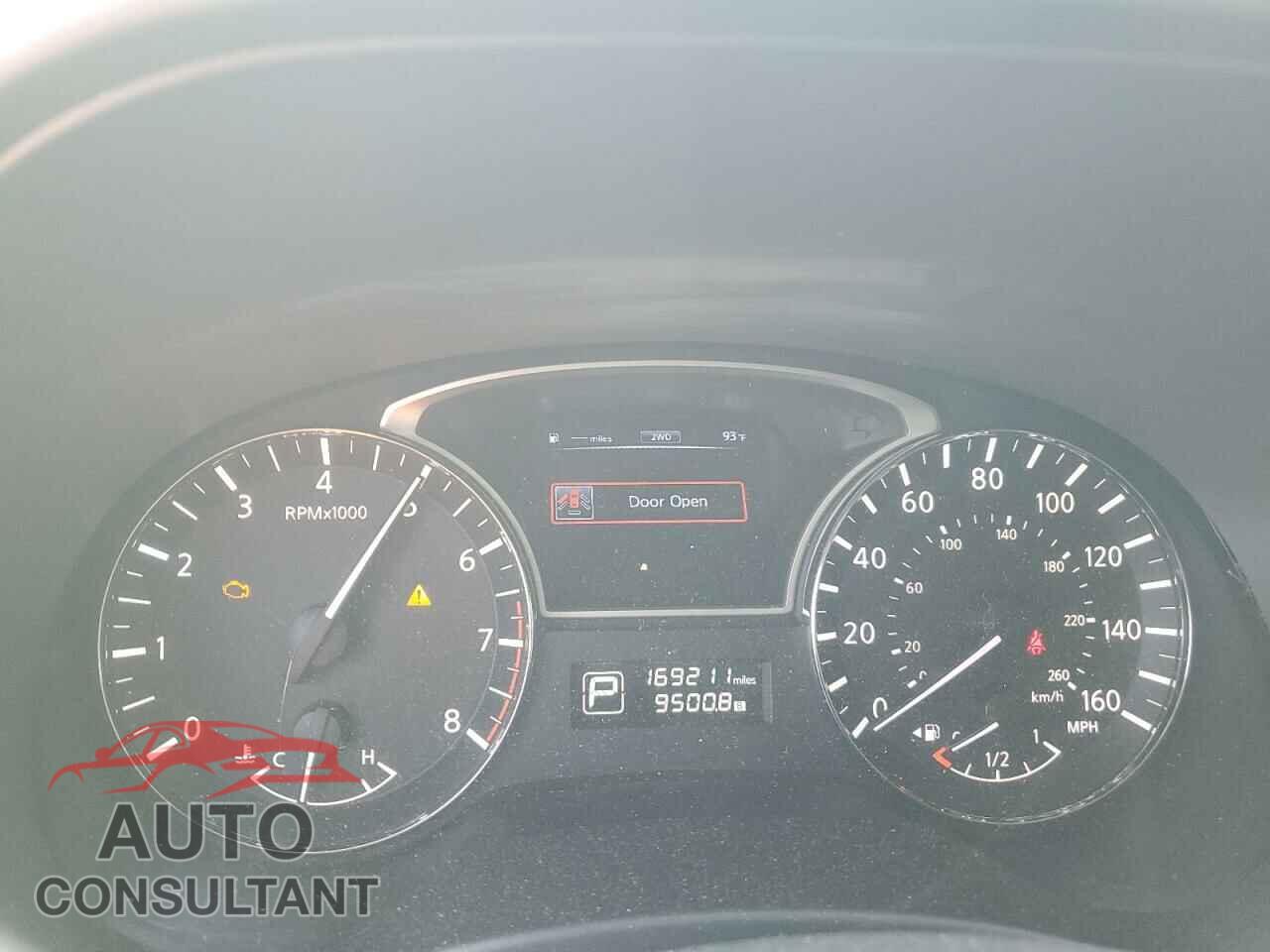 NISSAN PATHFINDER 2014 - 5N1AR2MM6EC651699