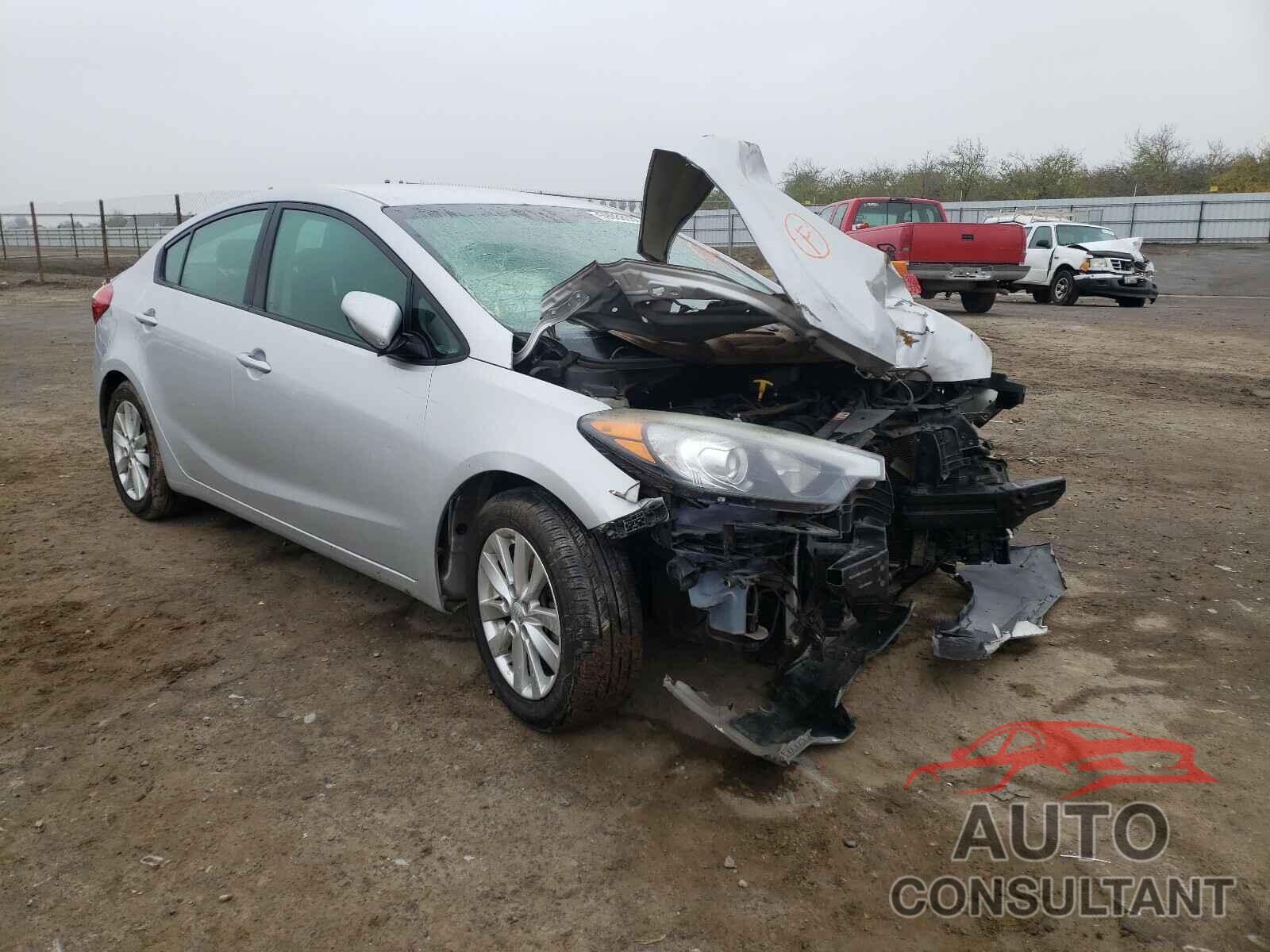 KIA FORTE 2016 - KNAFX4A64G5476116