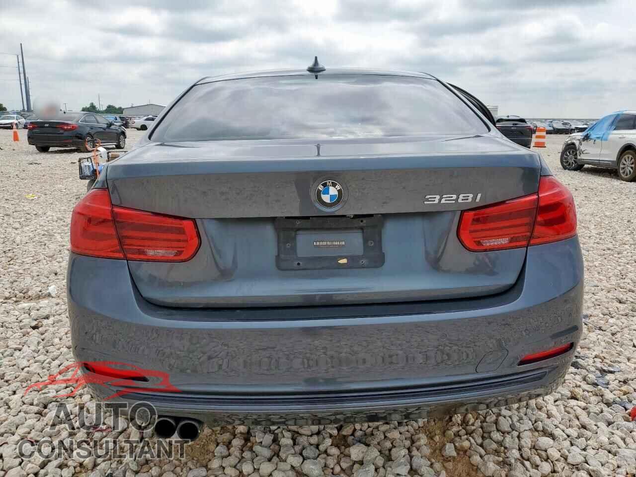 BMW 3 SERIES 2016 - WBA8E9G54GNU28108