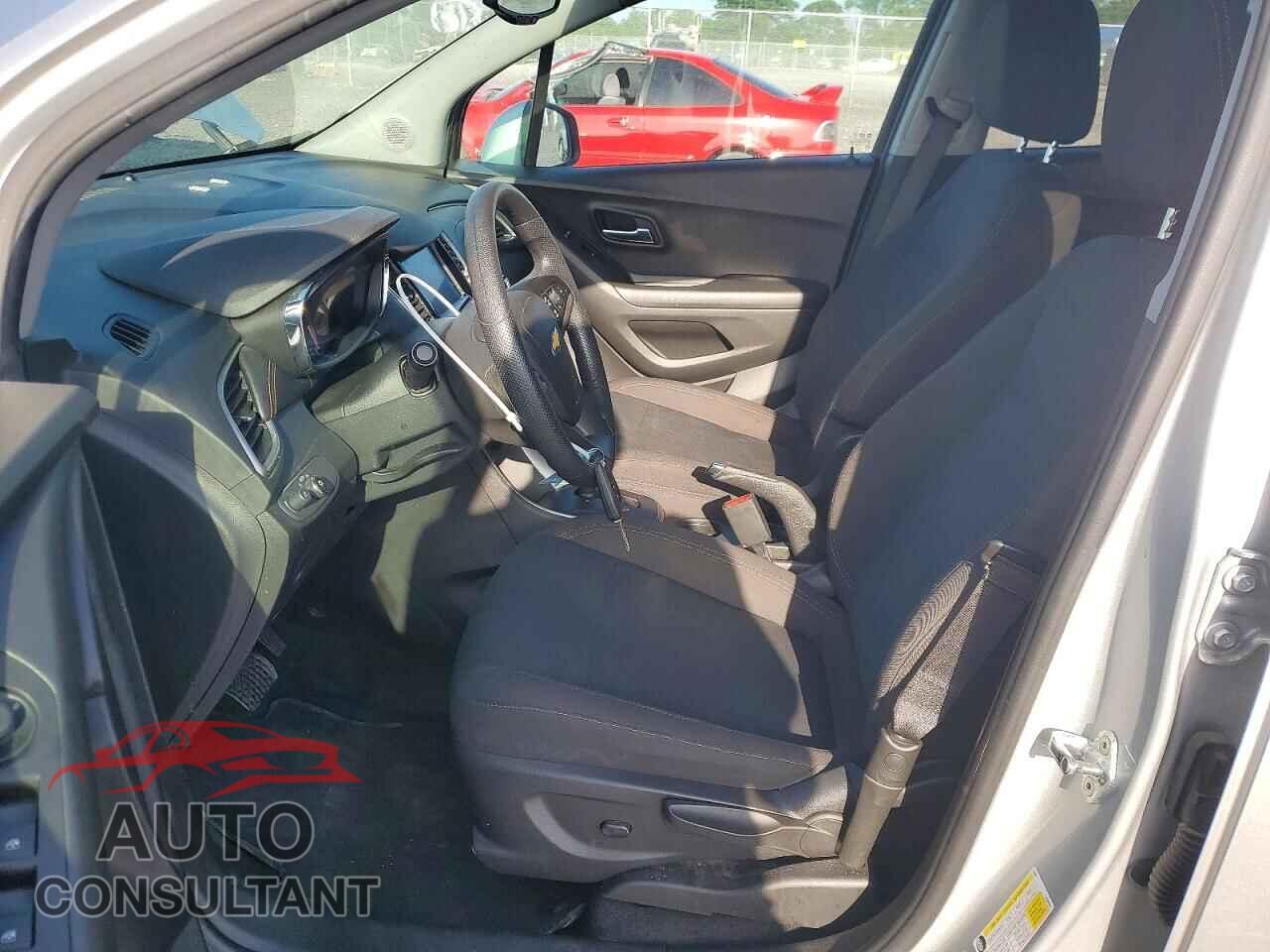 CHEVROLET TRAX 2021 - KL7CJNSBXMB302005