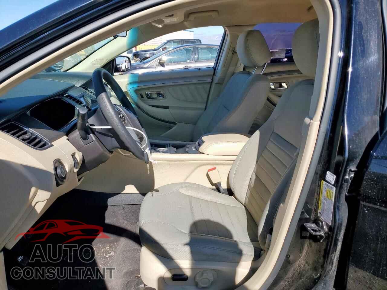 FORD TAURUS 2017 - 1FAHP2D88HG145385
